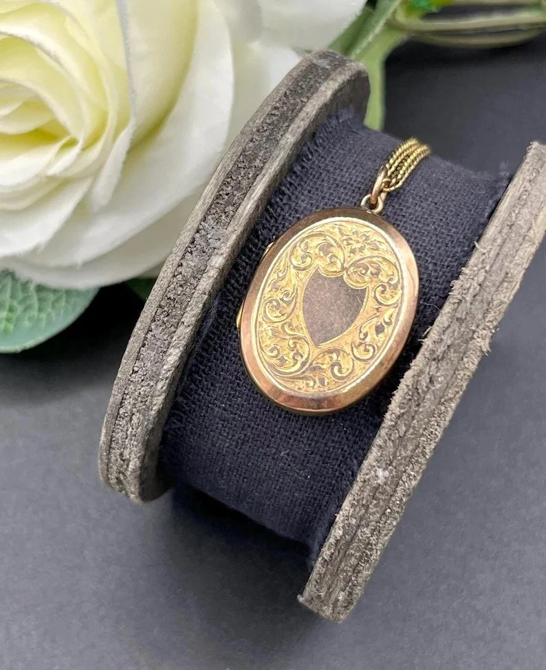 Antique 9ct Gold Back & Front Stamped, Edwardian Oval Floral Locket
