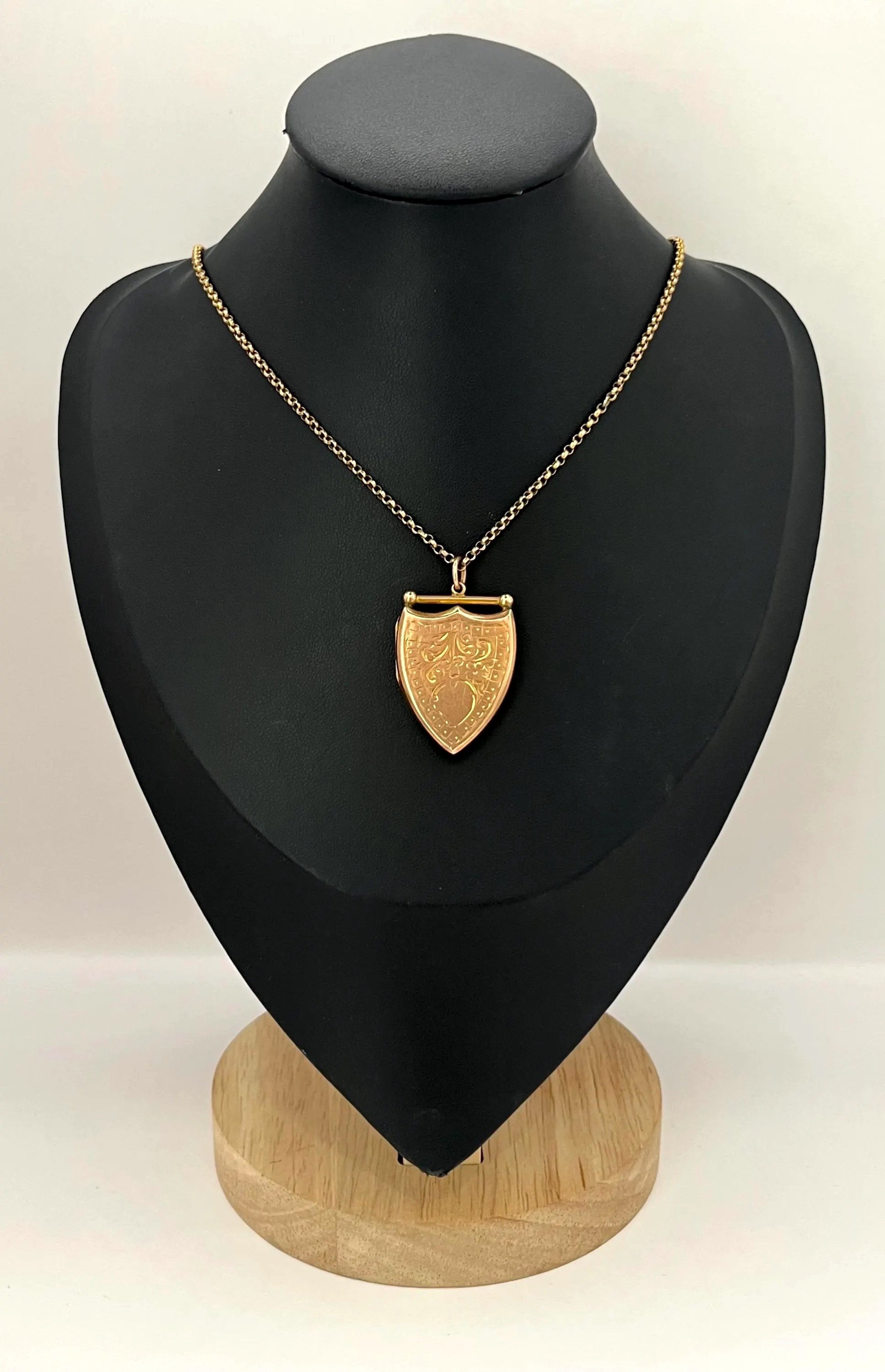 Antique 9ct Rose Gold Back & Front, Edwardian Floral Shield Engraved Shield Locket