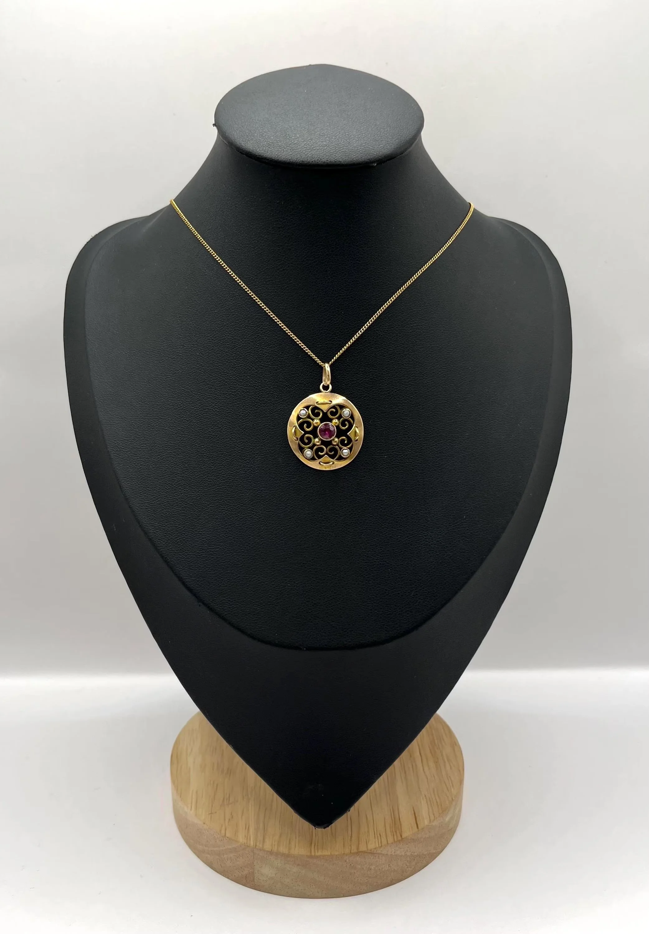 Antique 9ct Gold, Edwardian Garnet & Pearl Pendant, Circa 1910