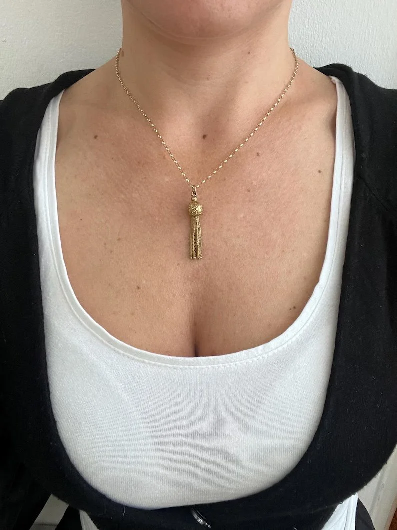 Antique 9ct Gold Victorian Tassel Pendant