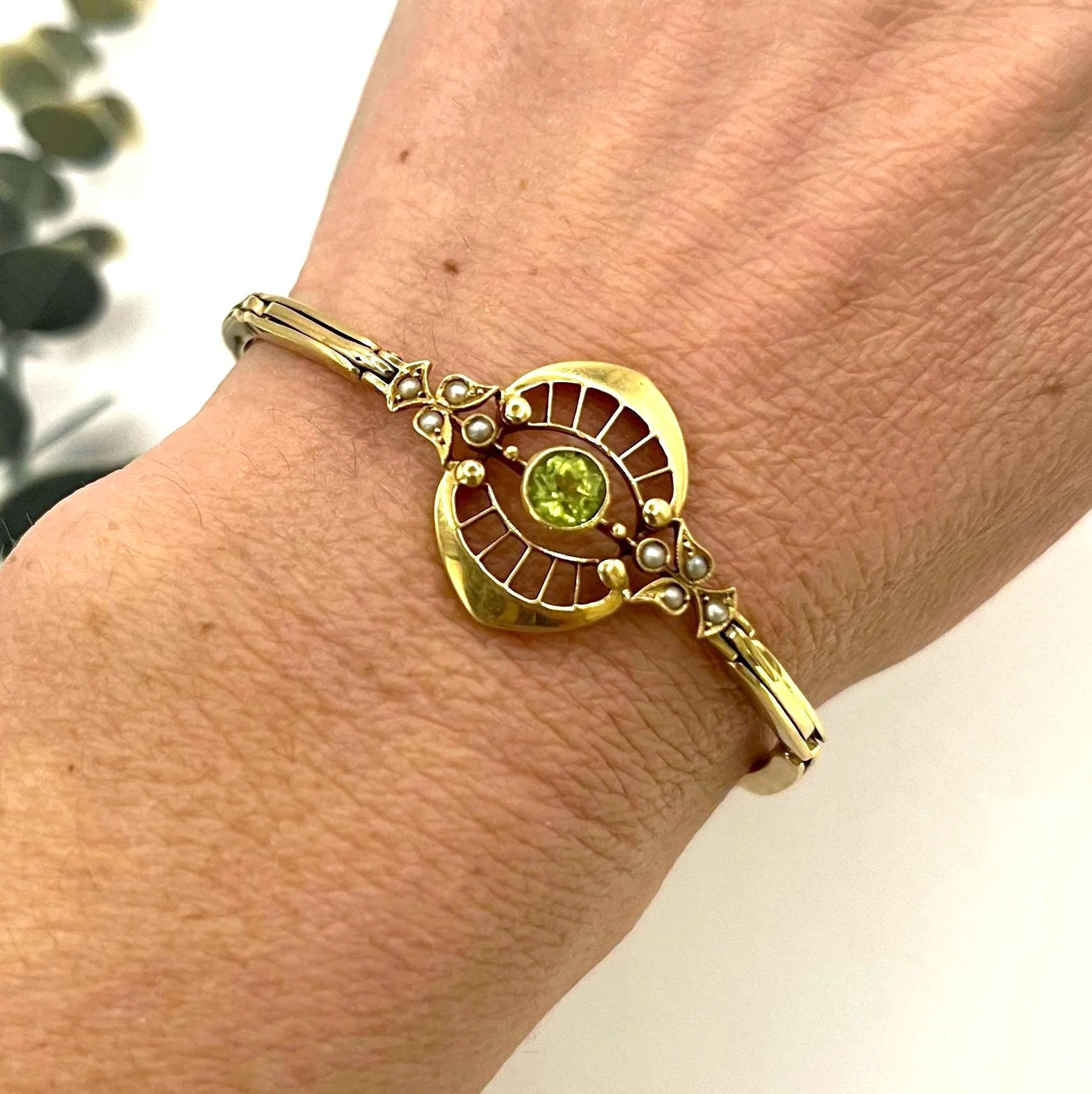 Antique 15ct Gold, Peridot & Pearl Extendable Link Bracelet, Circa 1910
