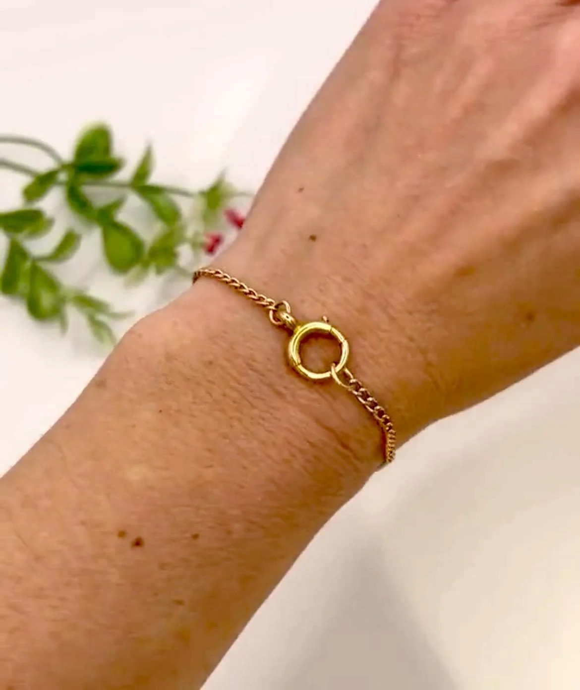 15ct Two Colour Yellow Gold & Platinum, 1920s Curb Bracelet with Bolt Ring Clasp