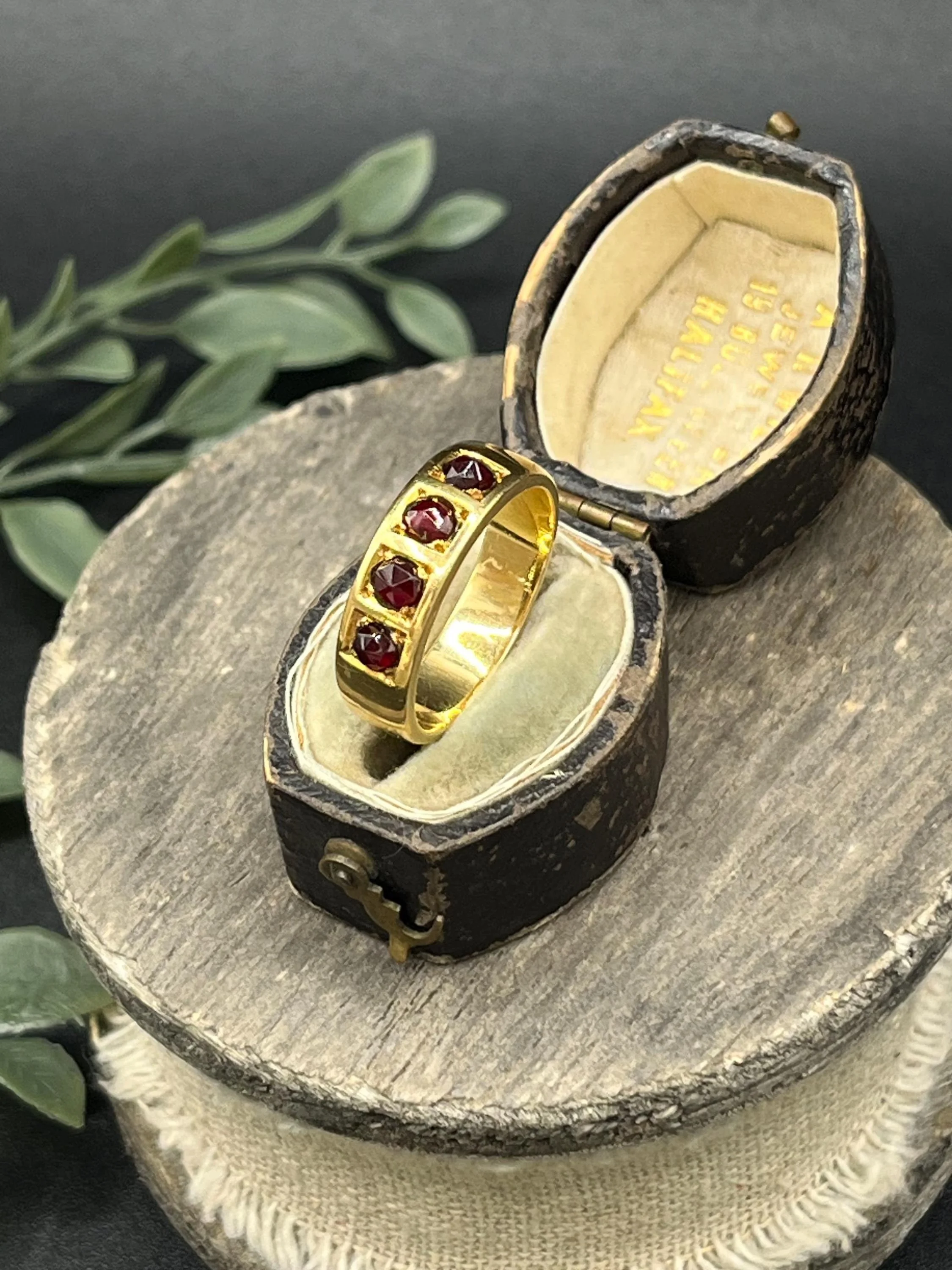 Antique 18ct Yellow Gold Stamped, Edwardian Four Stone Garnet Ring