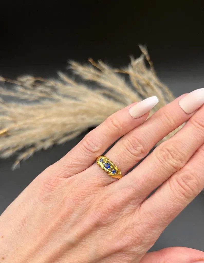 Antique 18ct Yellow Gold, Birmingham Hallmarked 1907, Edwardian Sapphire & Diamond Five Stone Gypsy Band Ring
