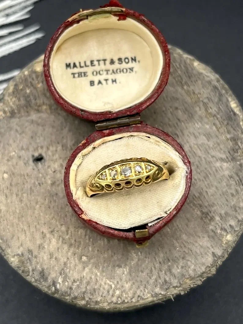 Antique 18ct Yellow Gold, Five Stone Diamond Gypsy Band Ring, Hallmarked Birmingham 1917