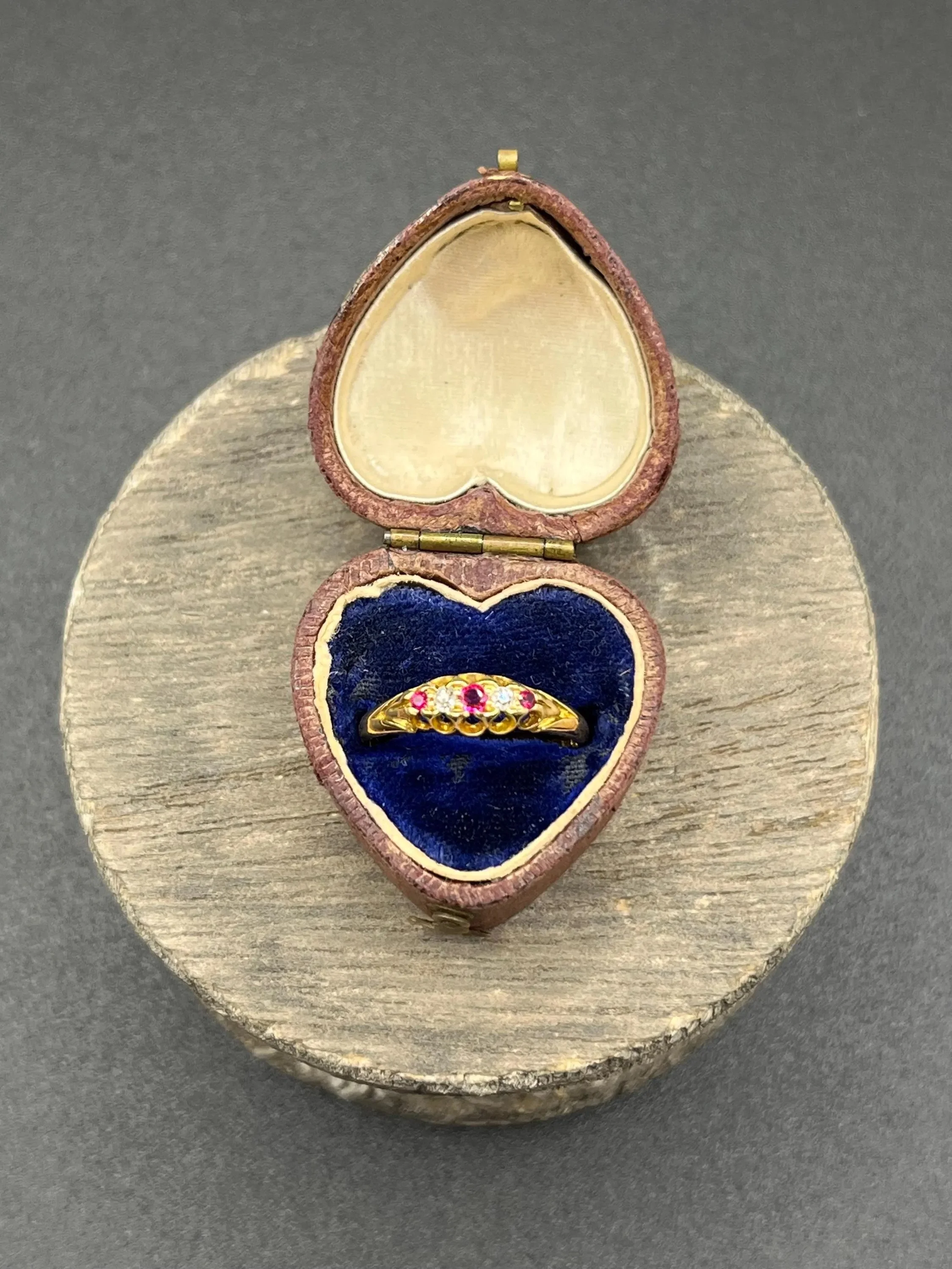 Antique 18ct Gold Edwardian Ruby & Diamond Five Stone Gypsy Ring Hallmarked Birmingham 1911