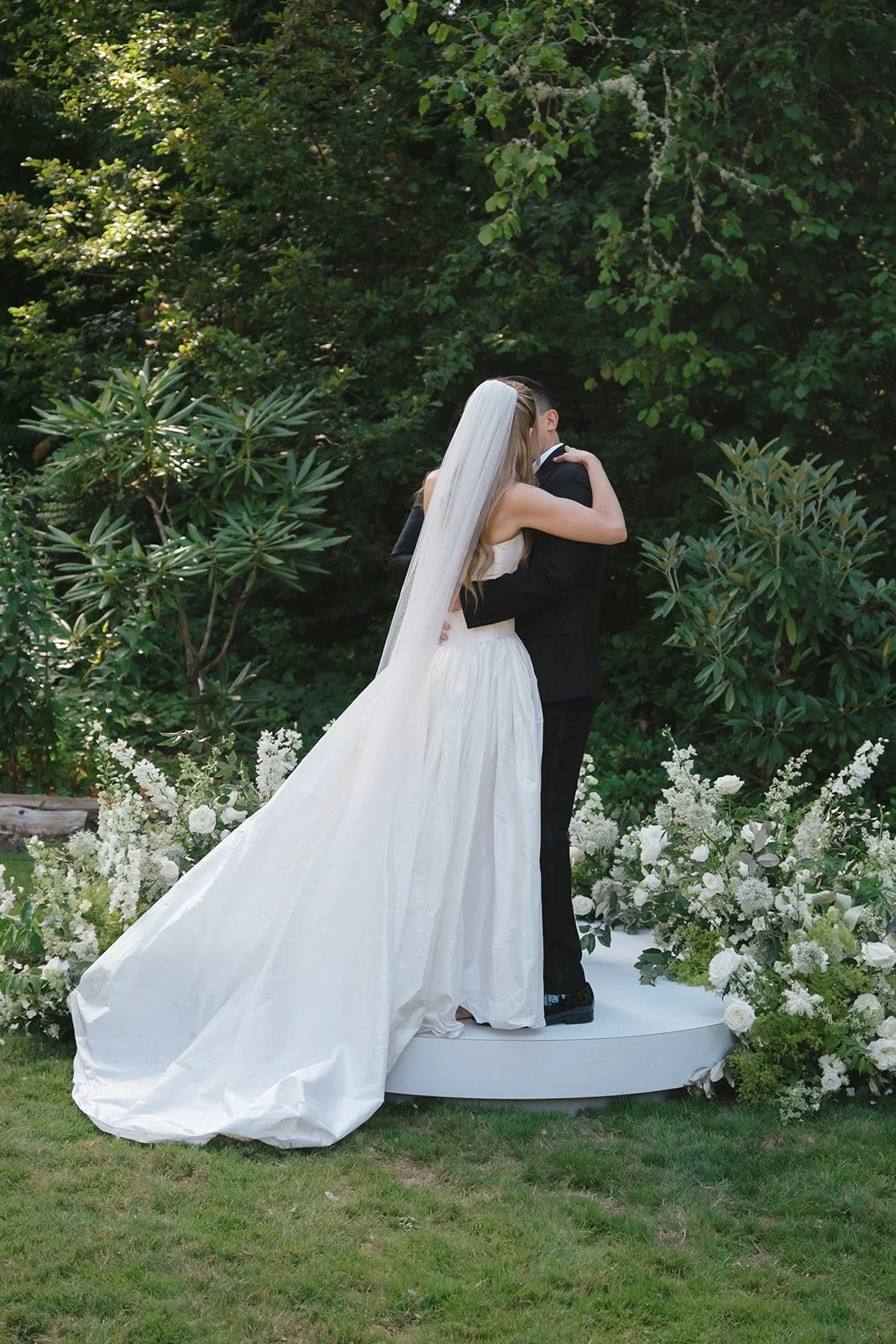 KathrynNoah_BloedelReserveWedding_0544.jpg