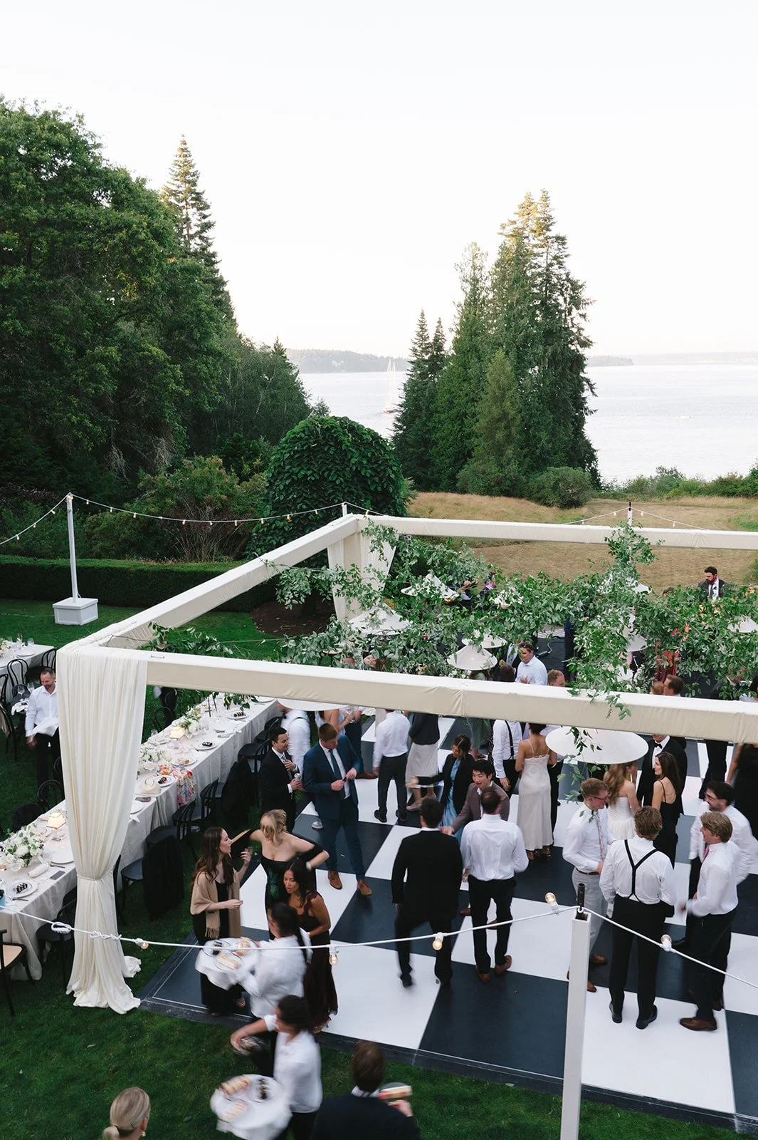 KathrynNoah_BloedelReserveWedding_0954.jpg