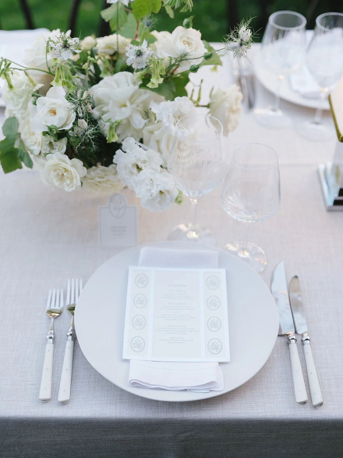 KathrynNoah_BloedelReserveWedding_0685.jpg