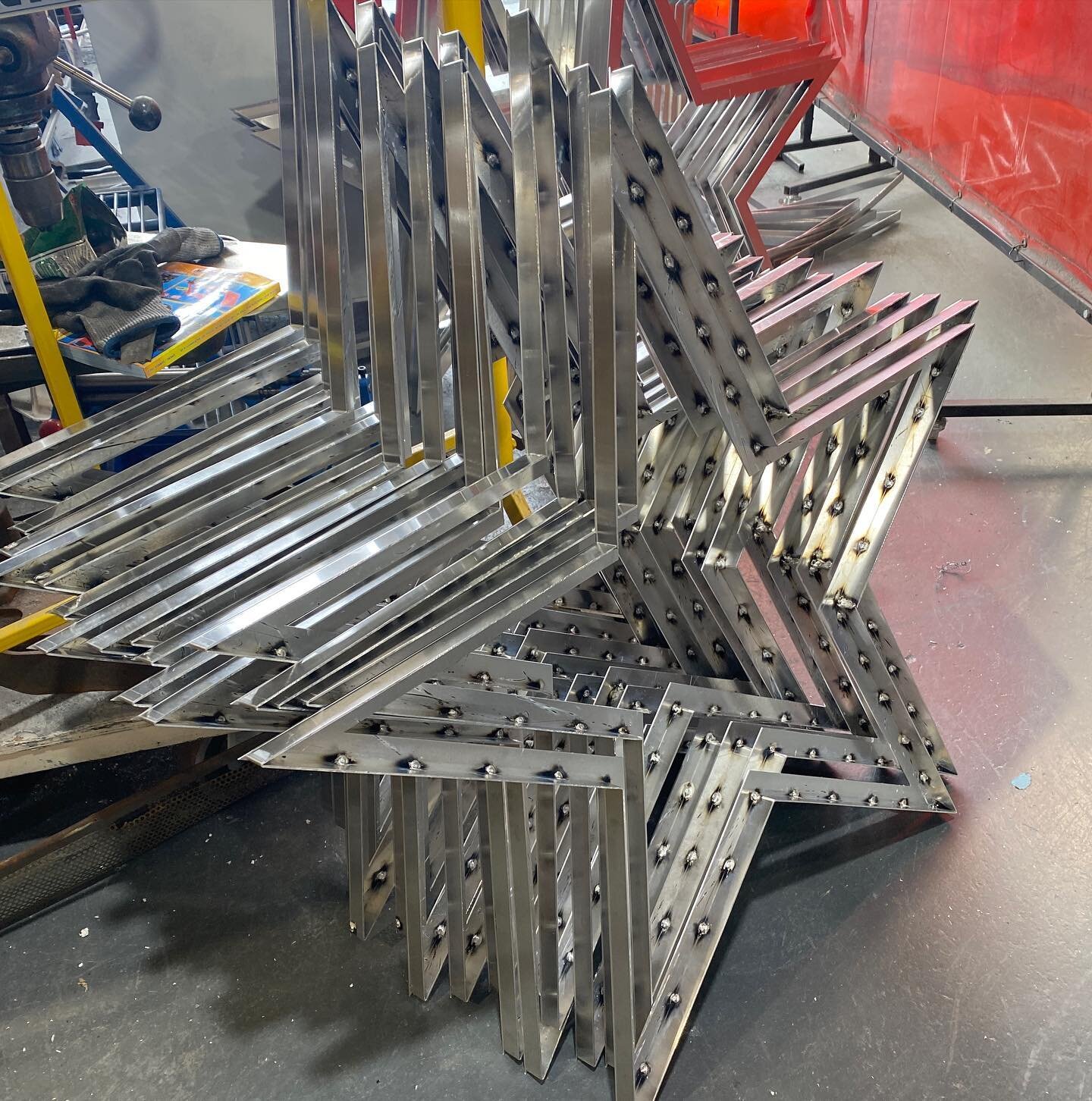 That was a lot of stars! #metal #metalfabrication #metalfabricator #metalfabricators #starmaker #stars #ukmakers #londonmade #londonmakers #fabricators