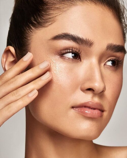 ALICE X ELIZABETH ARDEN