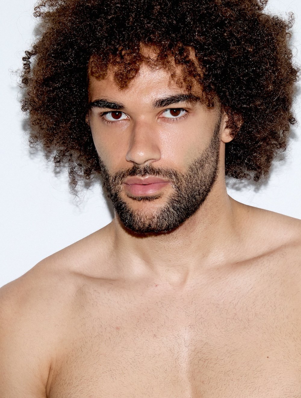 LENNY FOÉ