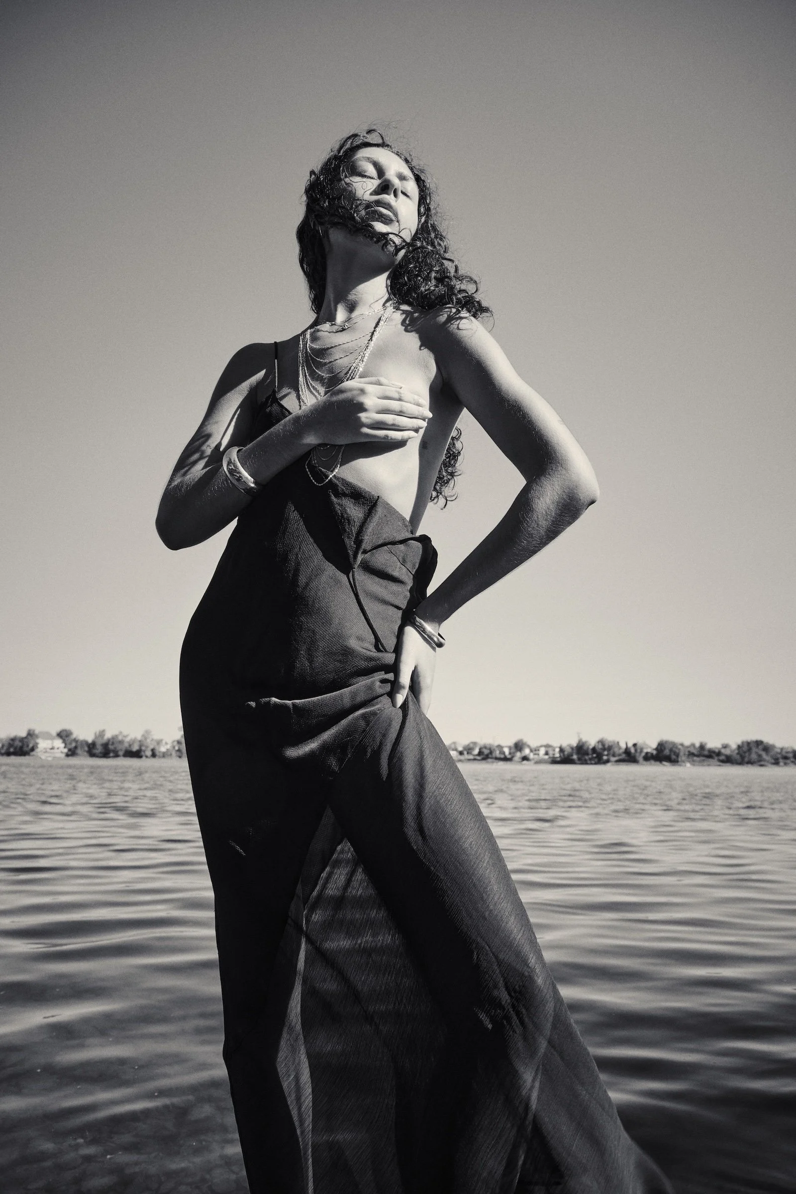 CREATIVE WITH SAHAR-58-BW 2.JPEG