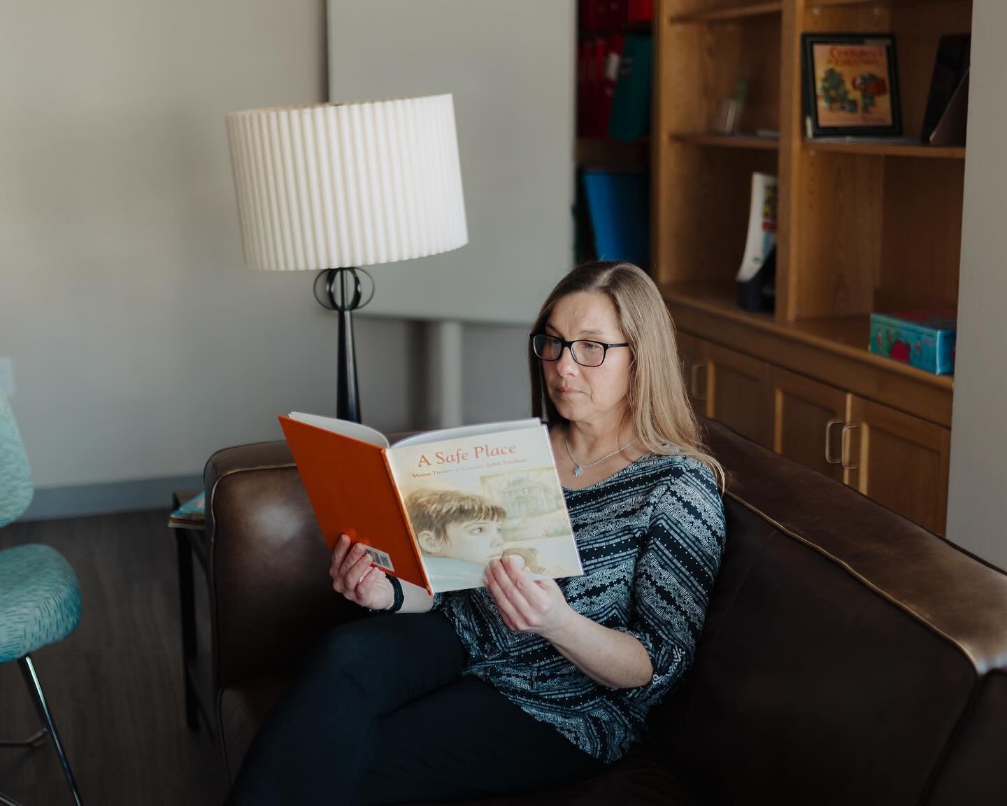 Did you know one of our murals at OP is based on a book?! ⬇️

Sally, our Children&rsquo;s Services Coordinator, shared that she reads resident children A Safe Place by Maxine Trottier 📚

The story tells an all too familiar story of a young girl &amp