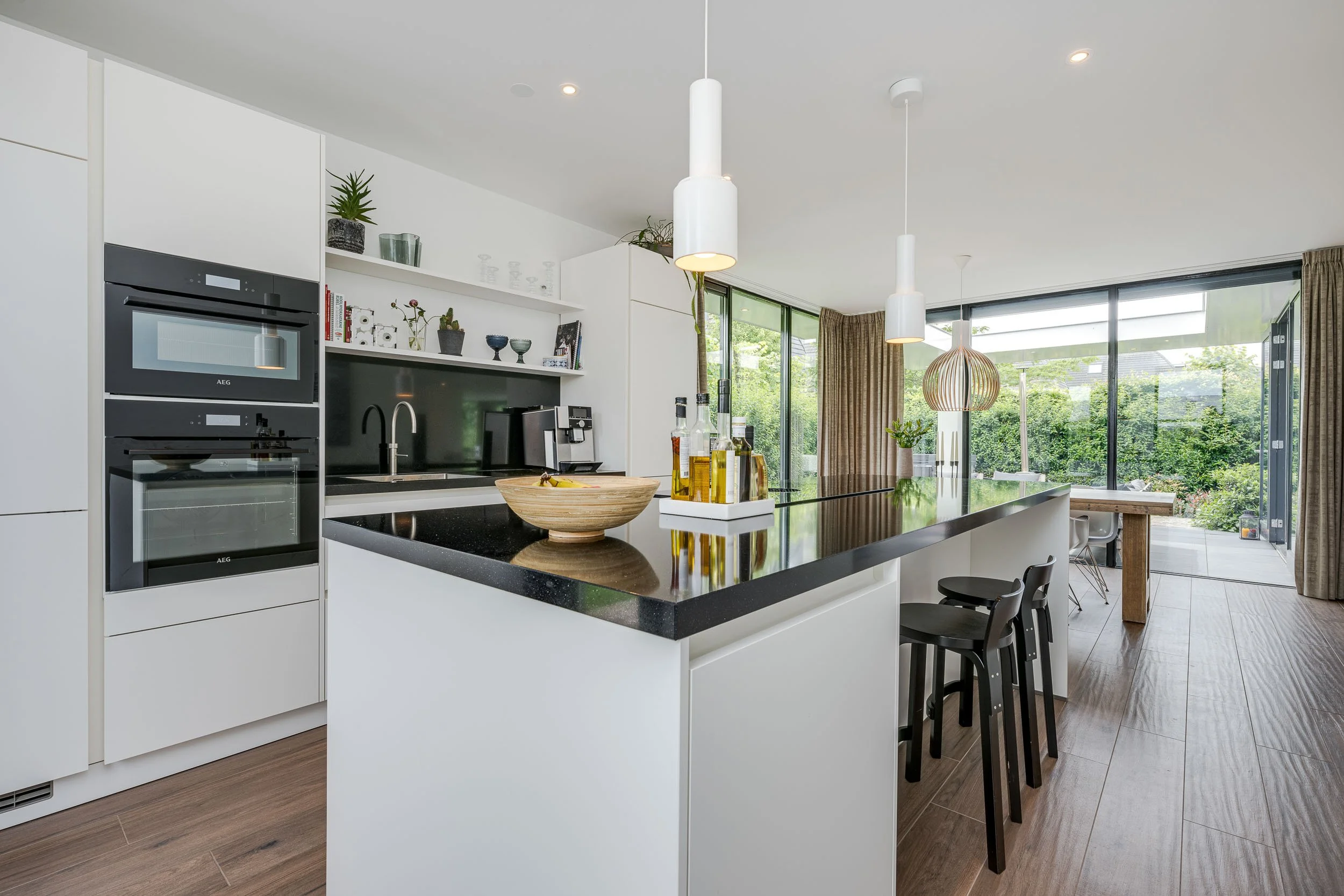 luxe-villa-voorschoten-16.jpg
