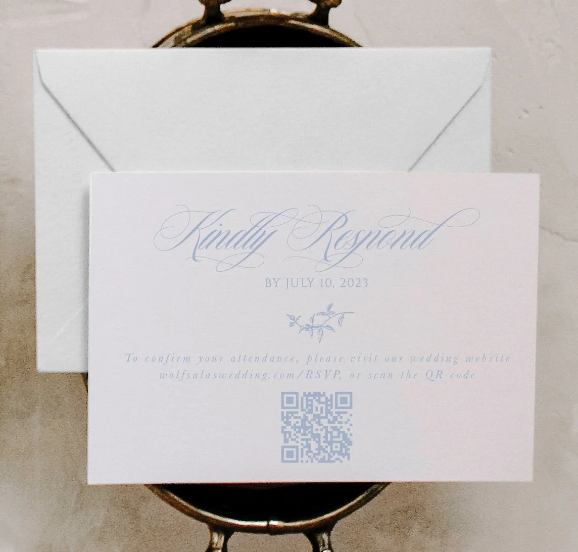 Floral classic Wolf Invitation.jpg