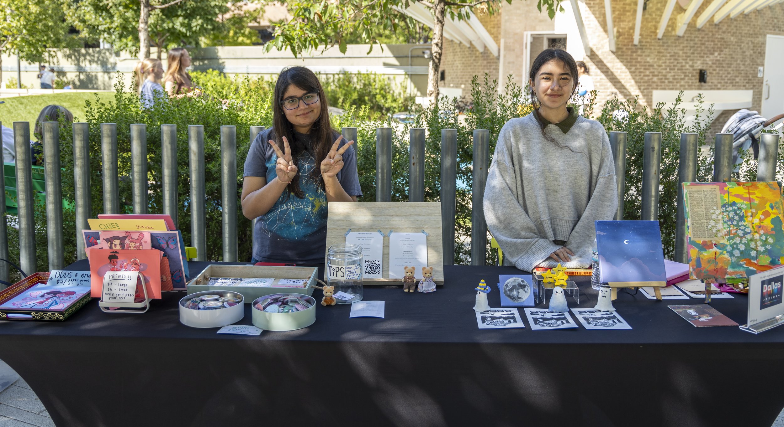 Teen_Artist_Market_11.5.230.jpg