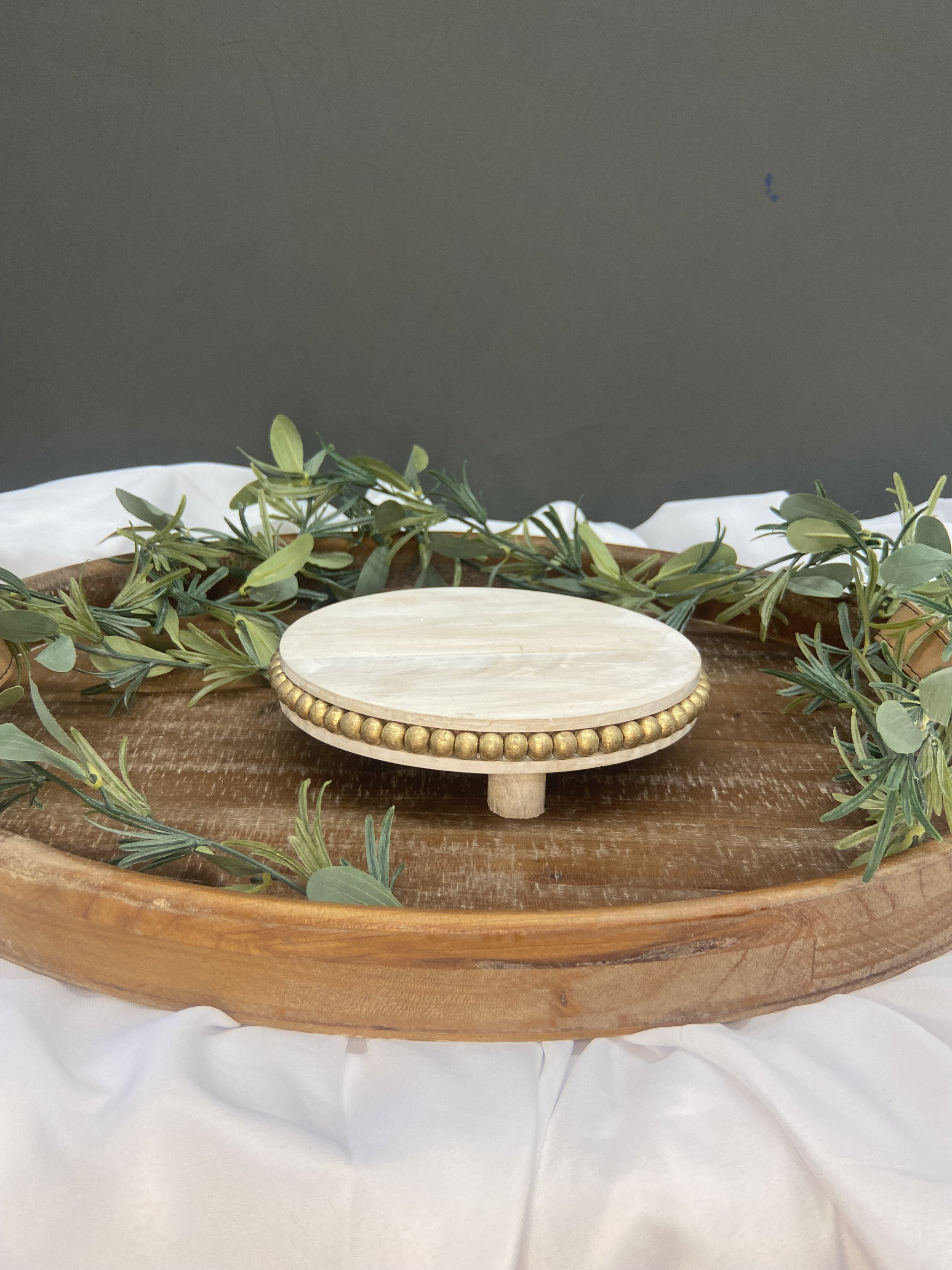 Circle Wooden Dessert Stand