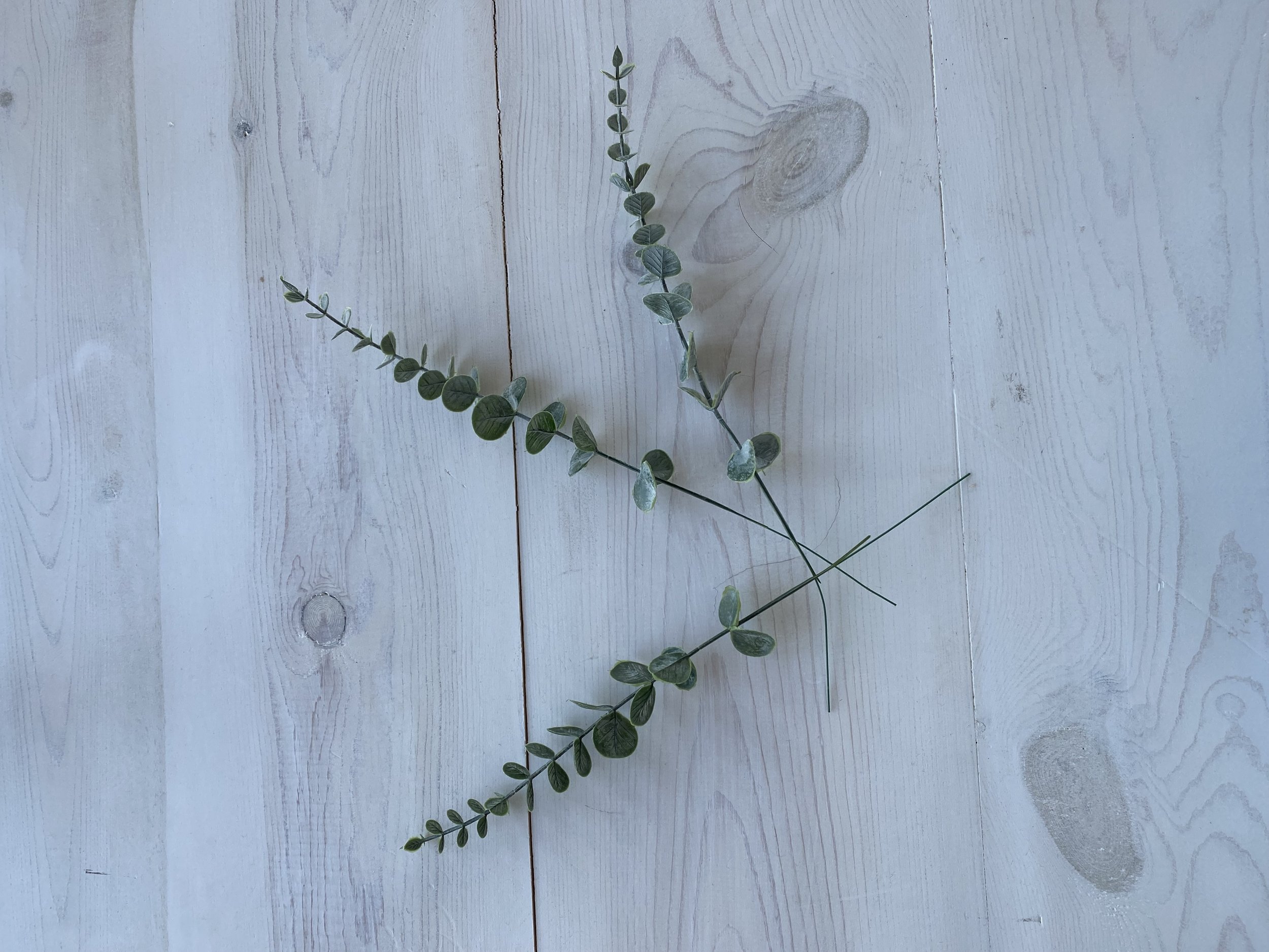 Faux Loose Eucalyptus