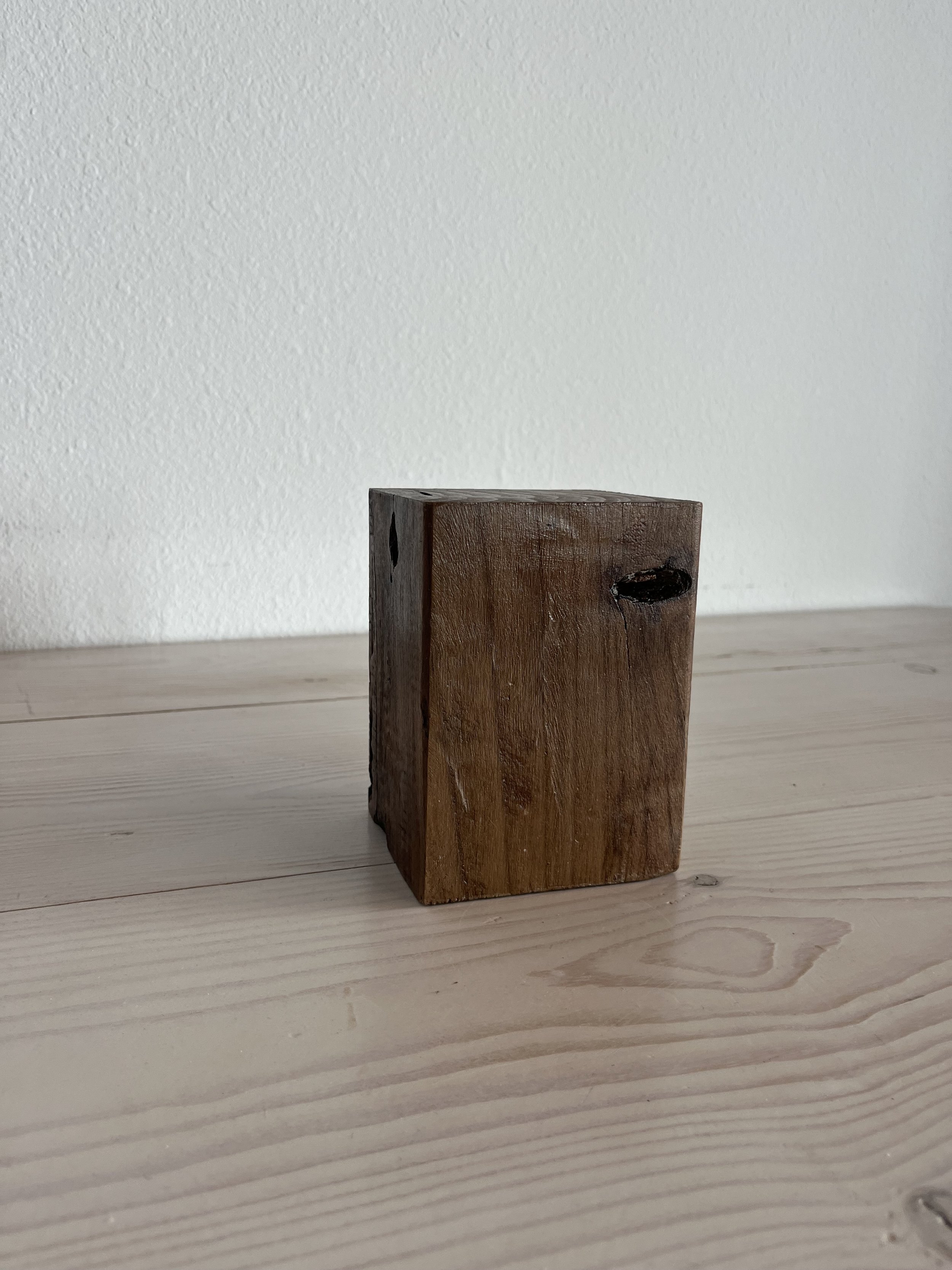 Dark Wood Cubes