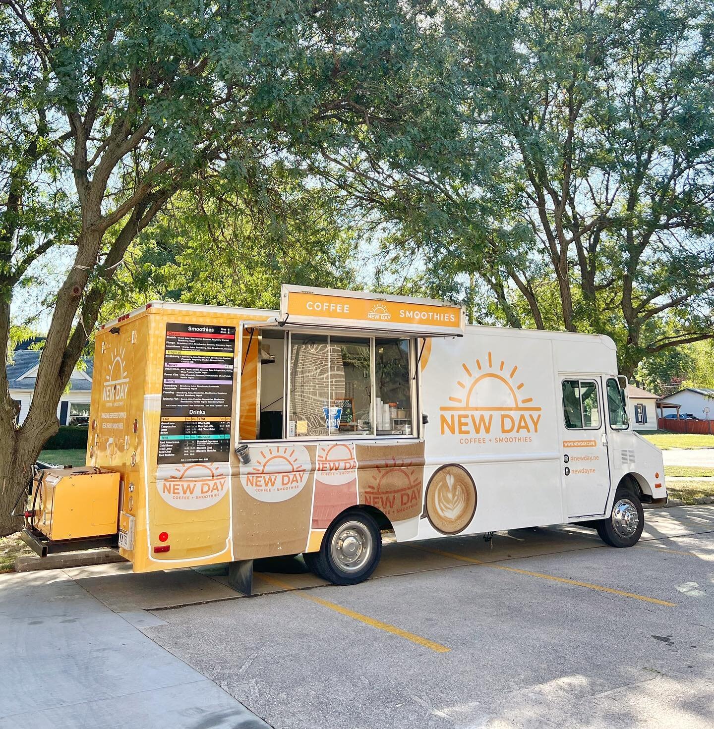 Want to bring some joy to your next event? Whether you&rsquo;re hosting a grad party, a work meeting, a church function, or something else - we&rsquo;ve got you covered! 🙌🏼

Our food truck is easy to book: just head to the event services page on ou