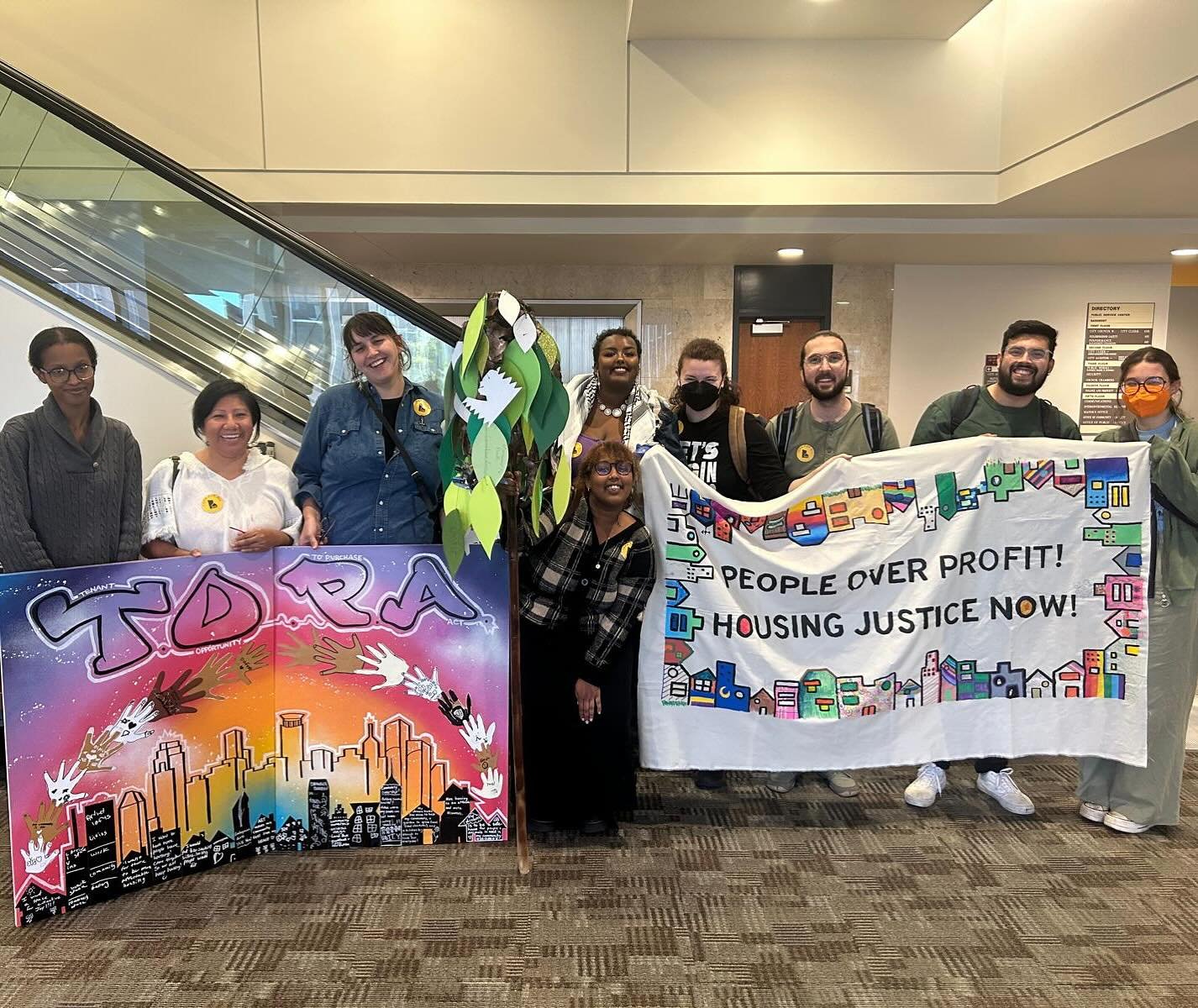 Minneapolis renters: what if when our homes went up for sale, we could pool resources together with our neighbors and stay housed, instead of having to quickly move out under new management?
Join us on May 27th with Housing Justice League as we expl