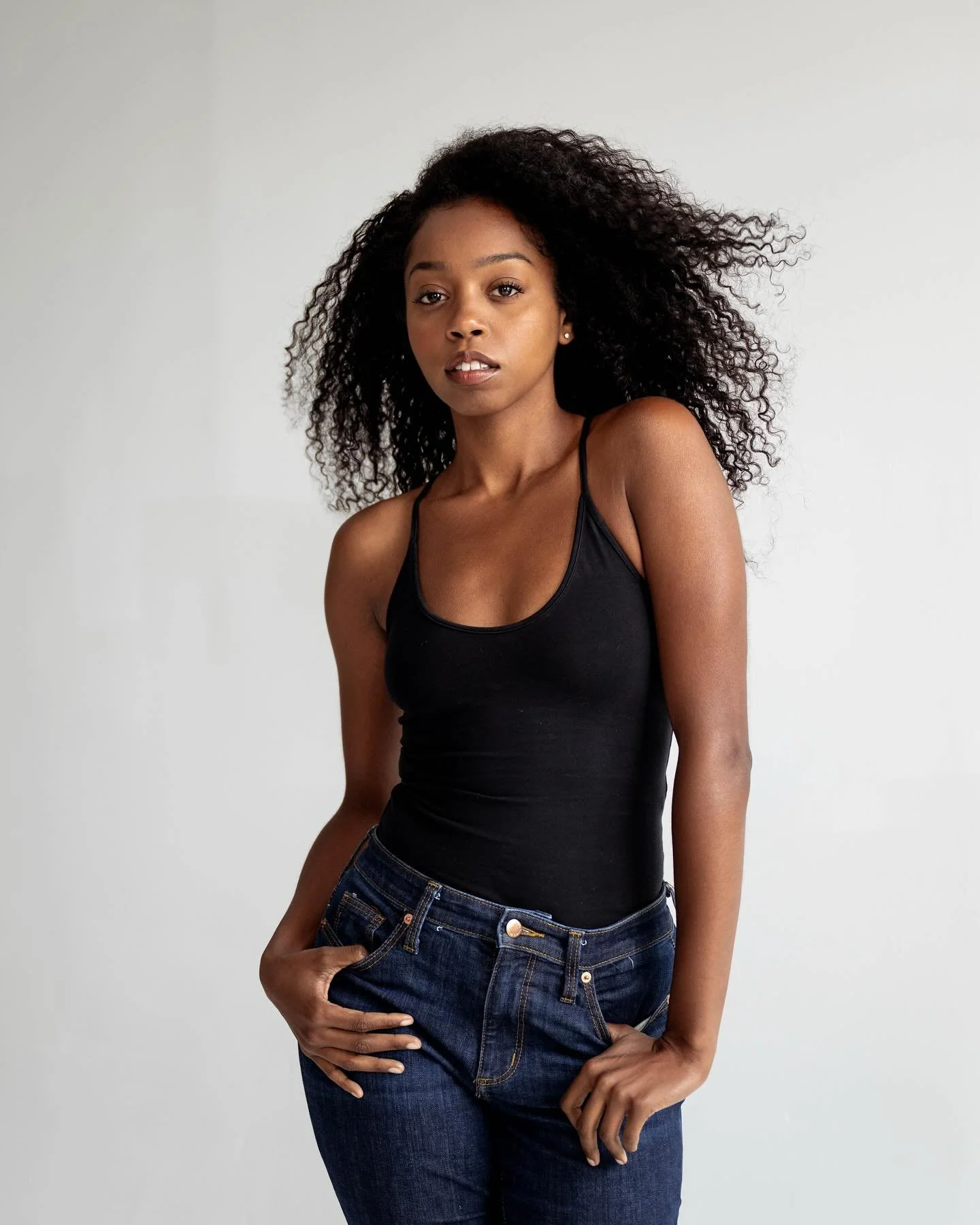studio digitals session with @wassupnikki 🤍

one of my fav studio sessions so far especially now that I&rsquo;m getting a lot more comfortable with the equipment! experimenting with natural light + studio light with endless opportunities is the best