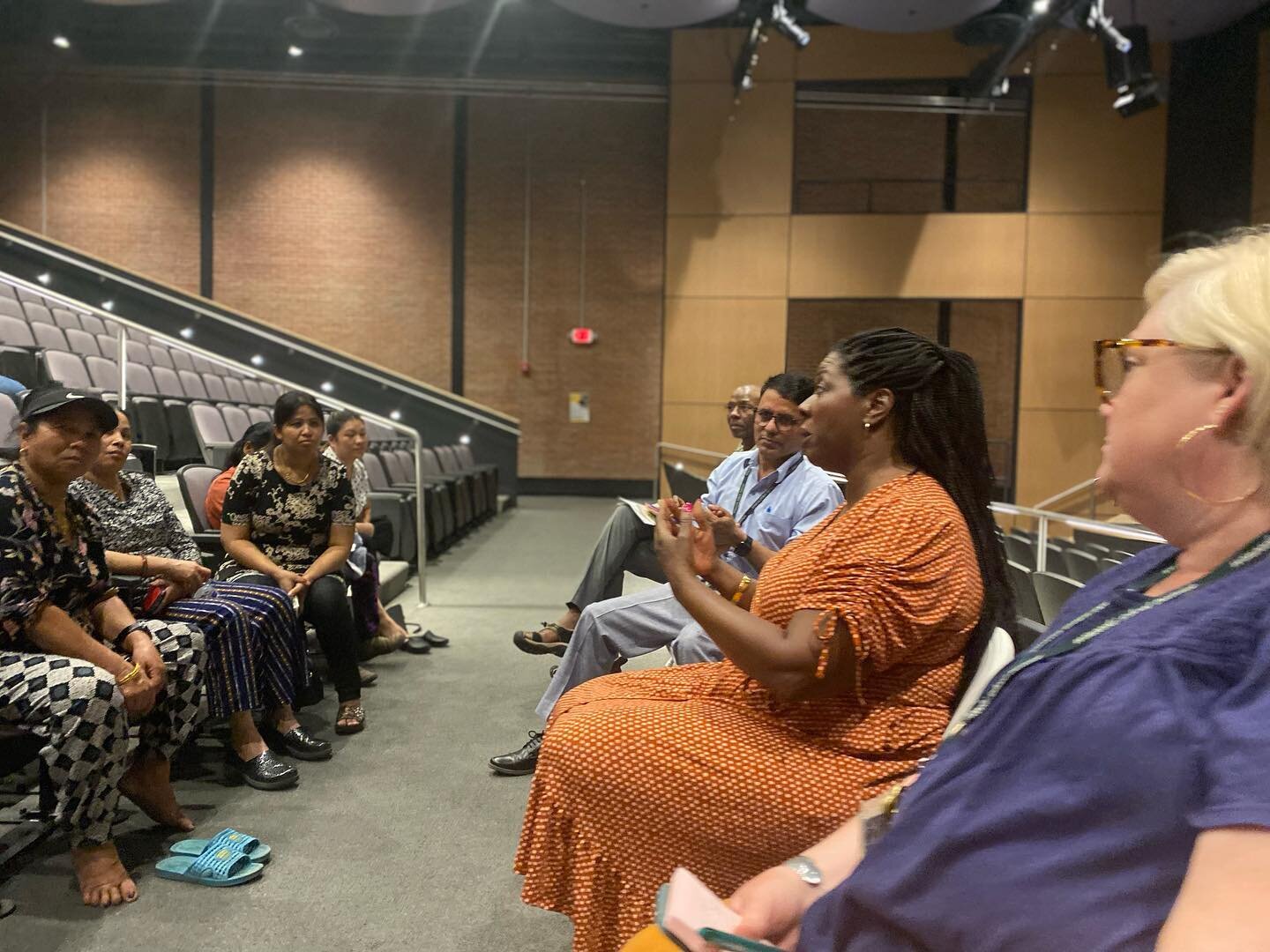 Last weekend I participated in a community listening session with @winooskilearns Elementary school principal Sara Raab and Deputy Commissioner of the Family Services Division at DCF, Aryka Radke. We listened to concerns from Nepali, Somali and Swahi