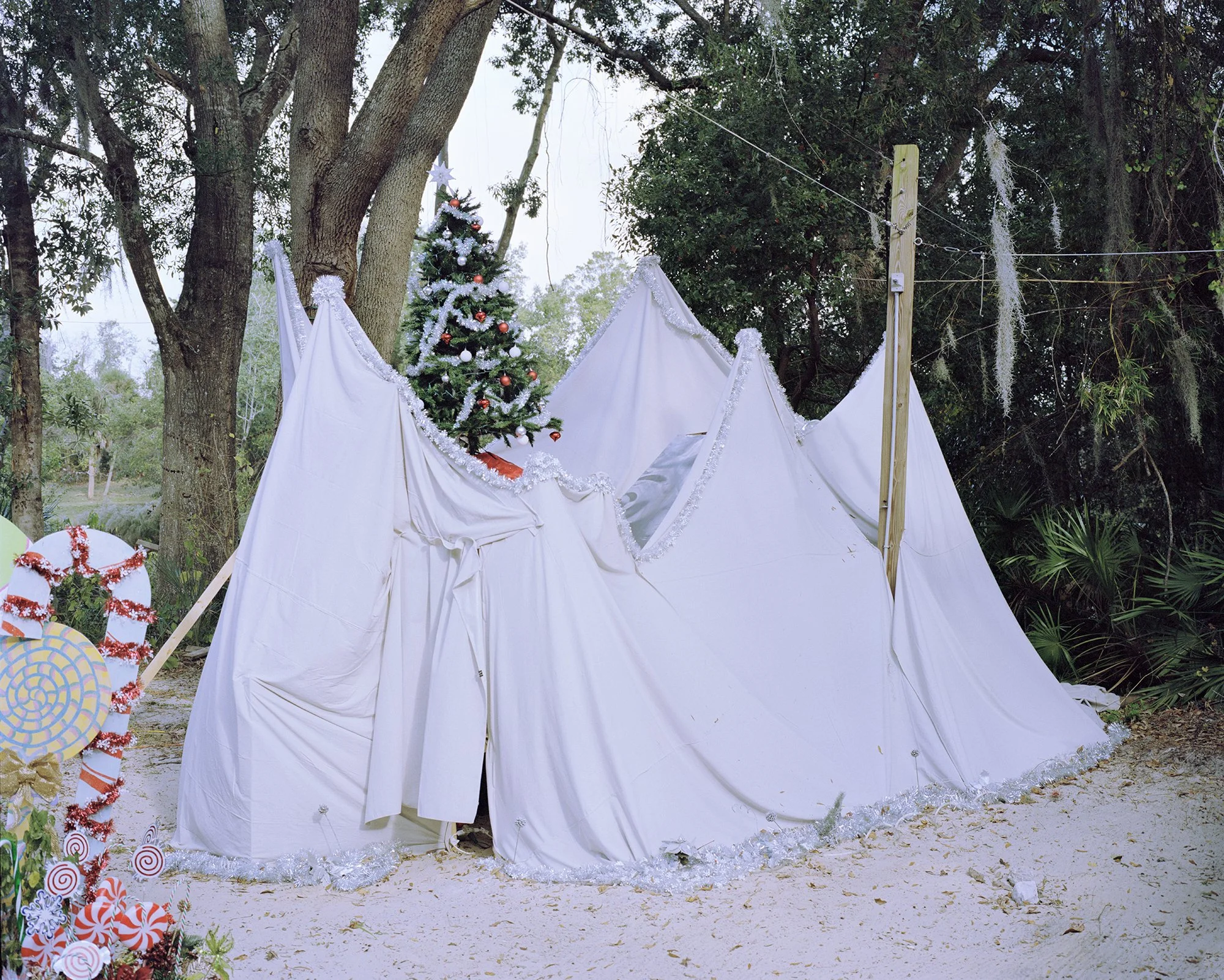 christmas_tent.jpg