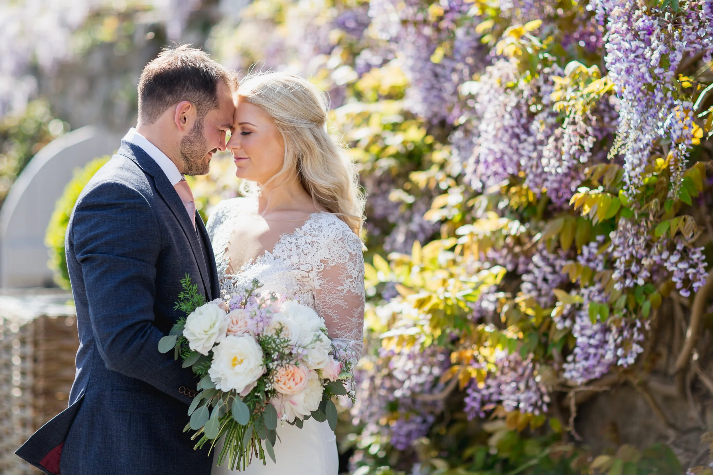 Liz-James-323-the-great-barn-devon-wedding-photographer-rebecca-roundhill.jpg