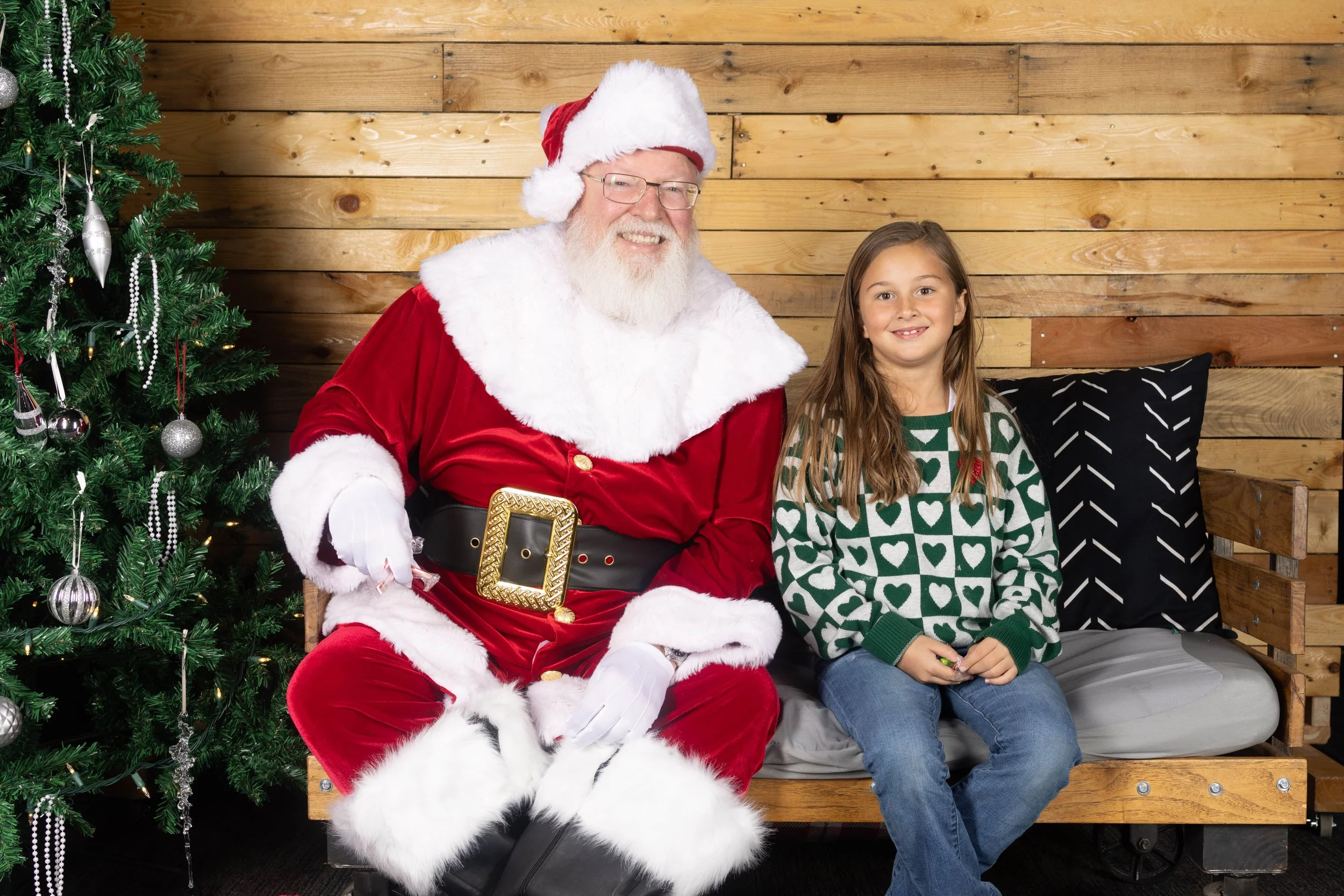 6F6A4808[1]-min.jpg