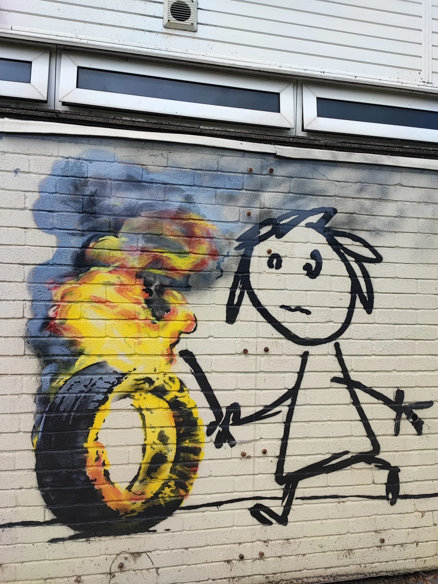 Ein bekanntes Mural von Banksy, aufgenommen behind the scenes von Cologne Streetart Tours