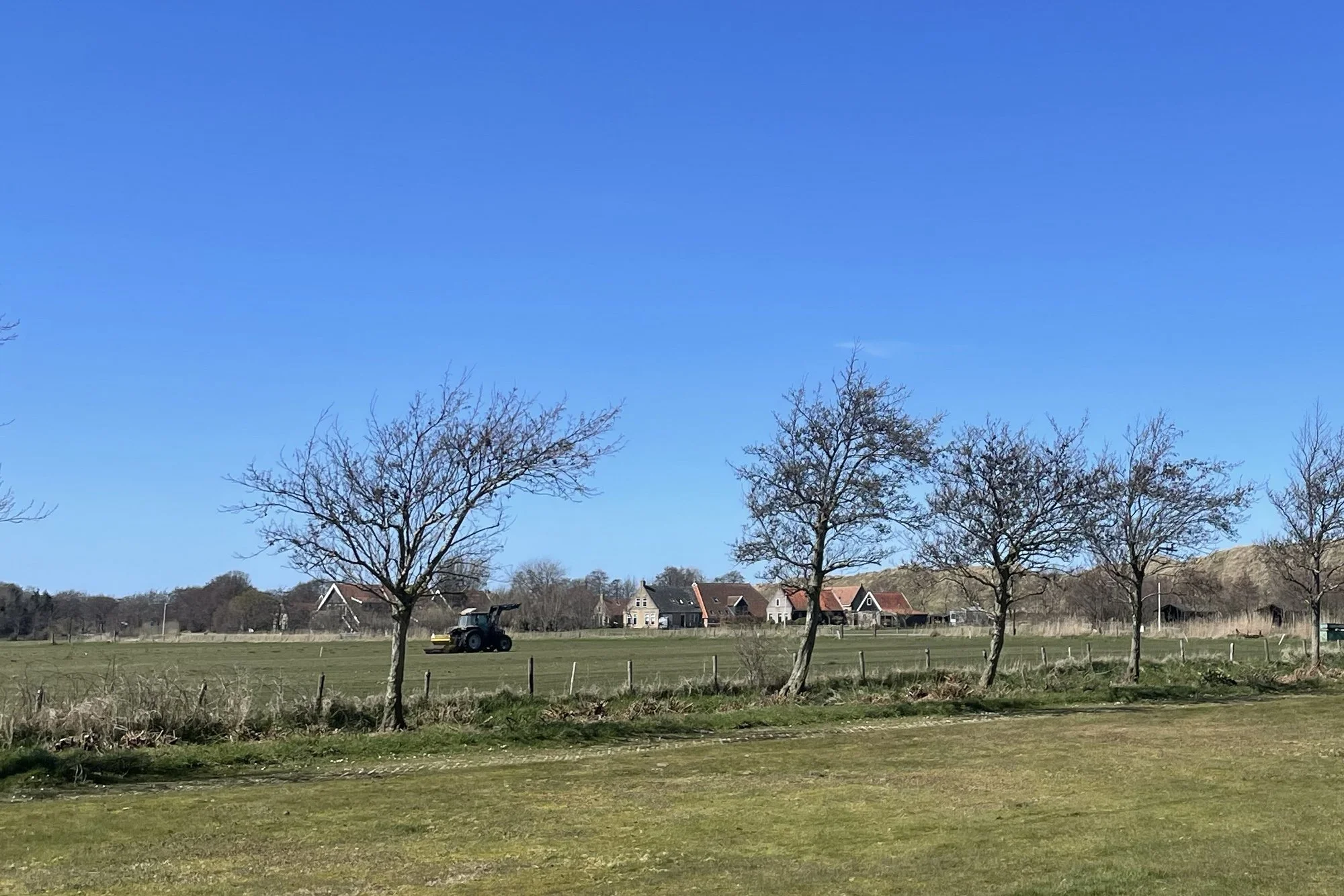 Mag ik hier een houten huis bouwen? Regels en vergunningen uitgelegd