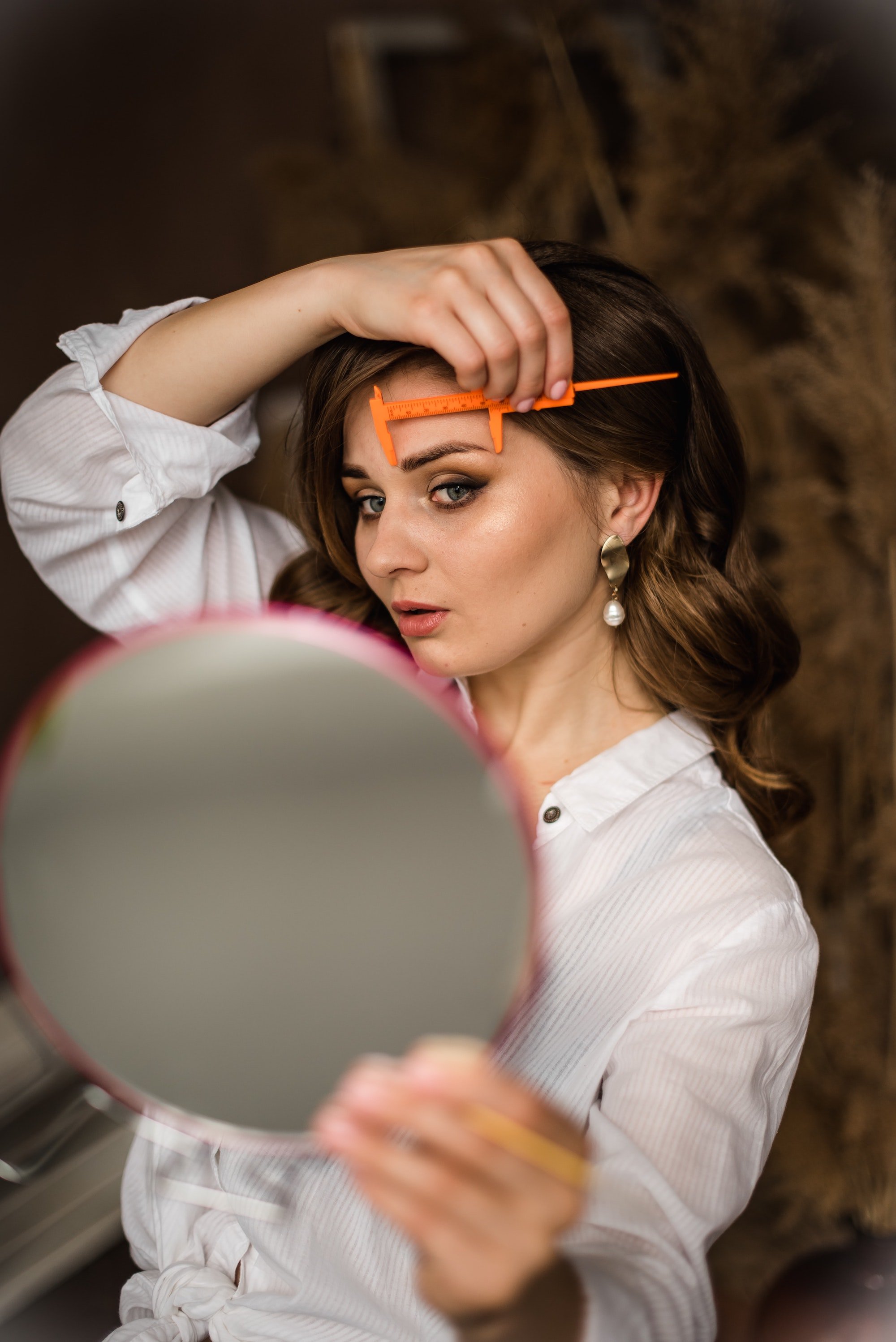 A Guide to Brow Shapes and Eyebrow Waxing