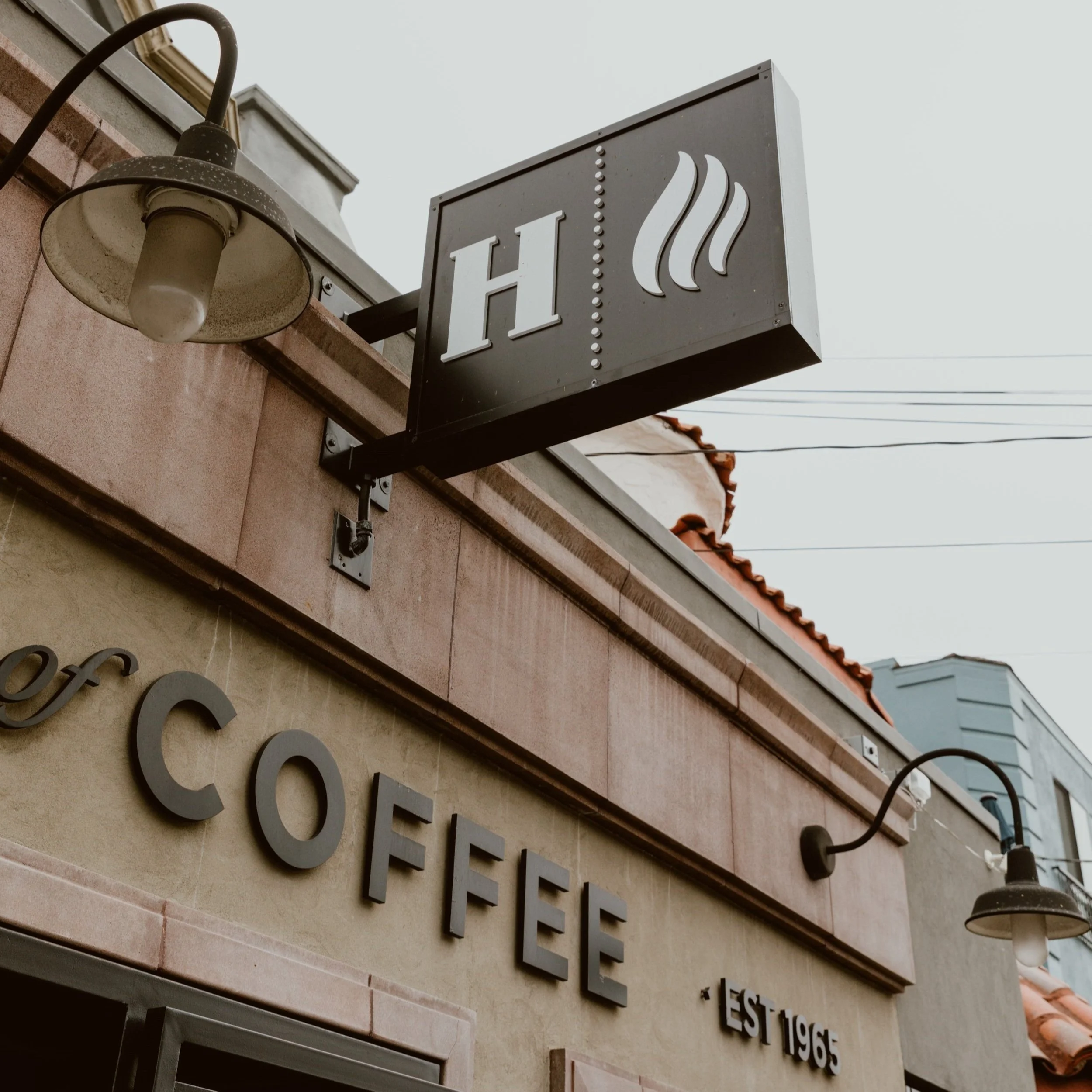 SBGMktg_SMB_NA_Henrys-House-of-Coffee_2021_4060.jpg