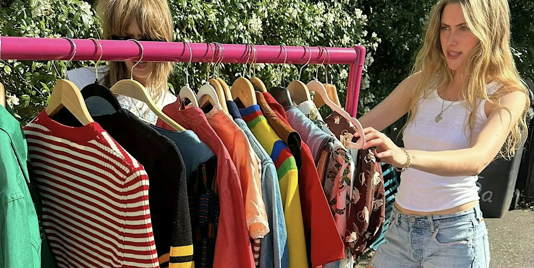 VINTAGE FASHION & FLEA MARKET