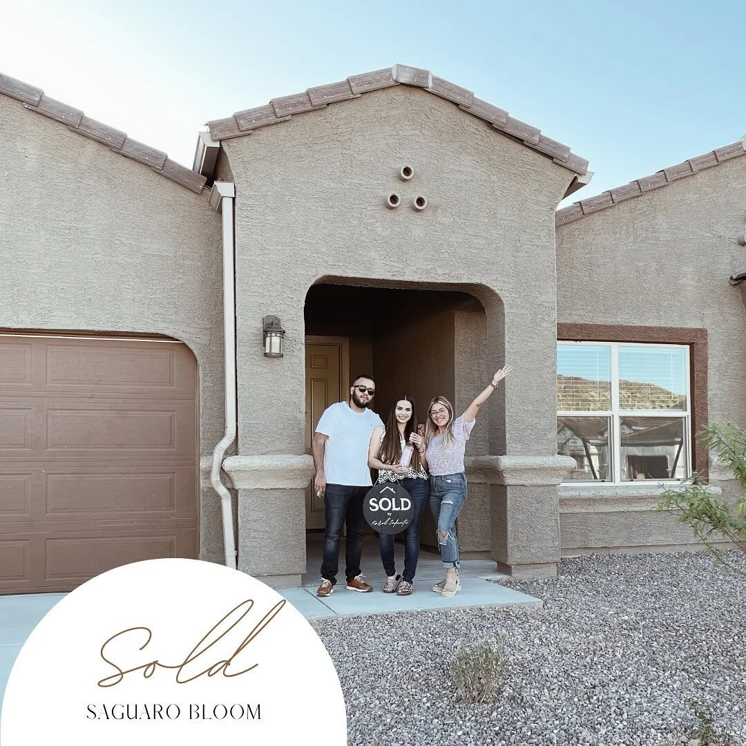 Congratulations on the purchase of their new build home Jeanette and Ricardo 🥳🏡🍾 ⁣
⁣
I am sooo happy to finally share my dear friends story. We have been friends since high school and when she told me she and her family were looking to purchase a 