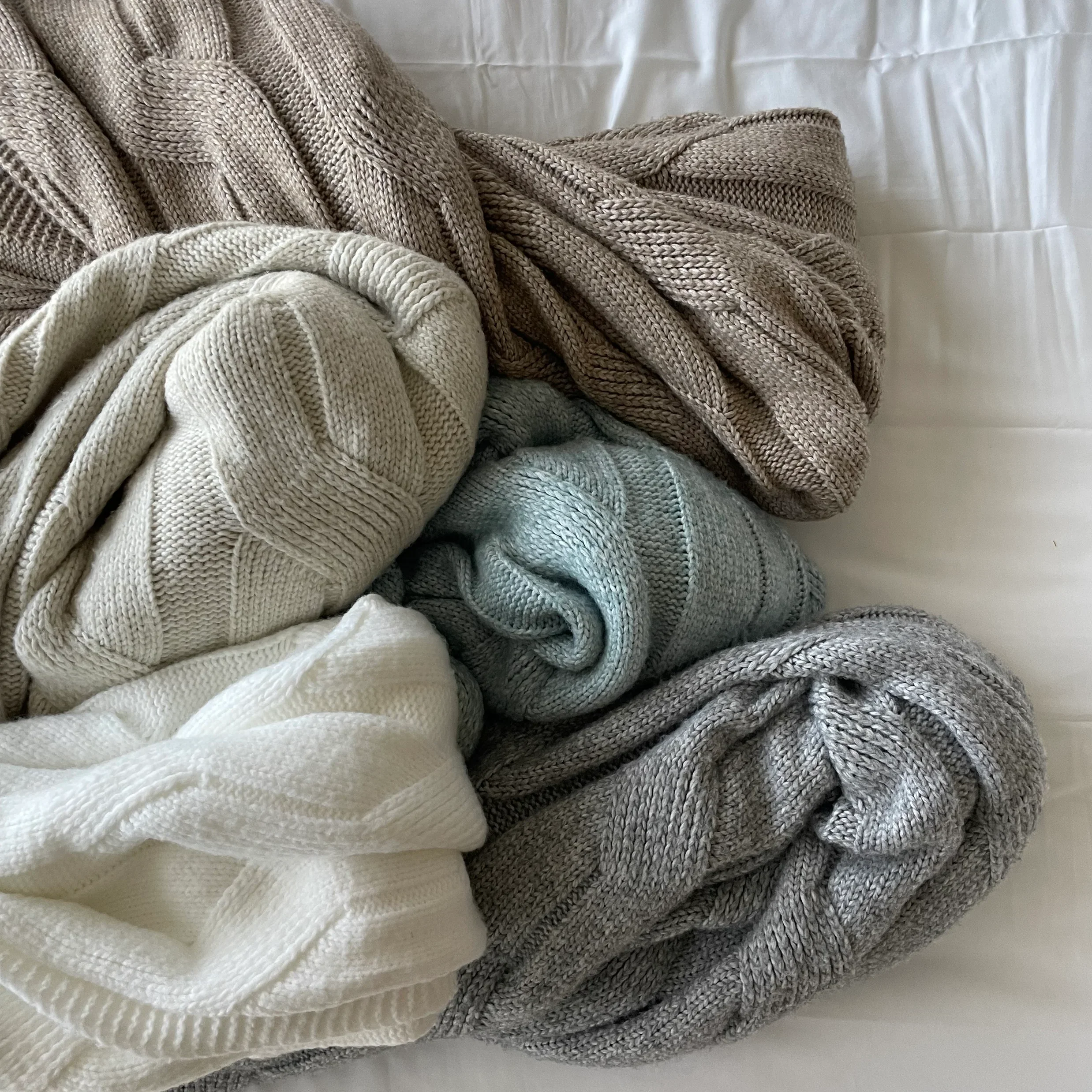 sweater blanket 2.webp