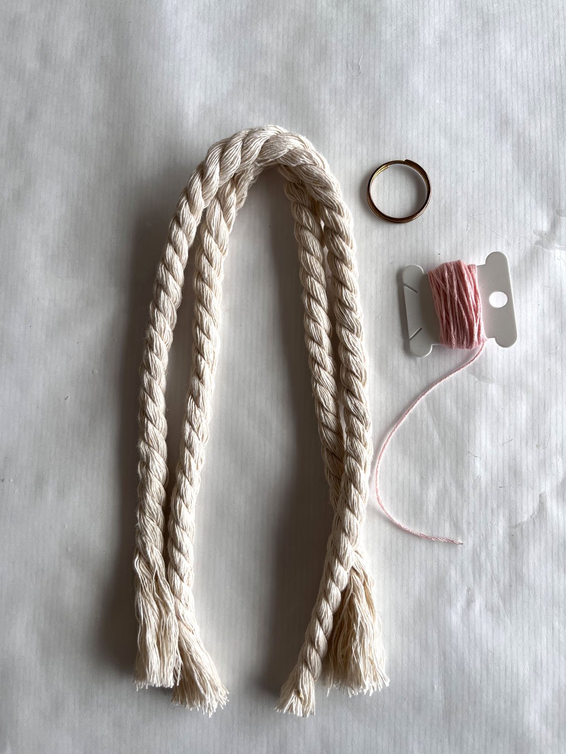 Porte-clés en corde ref corde tressée avec manille au