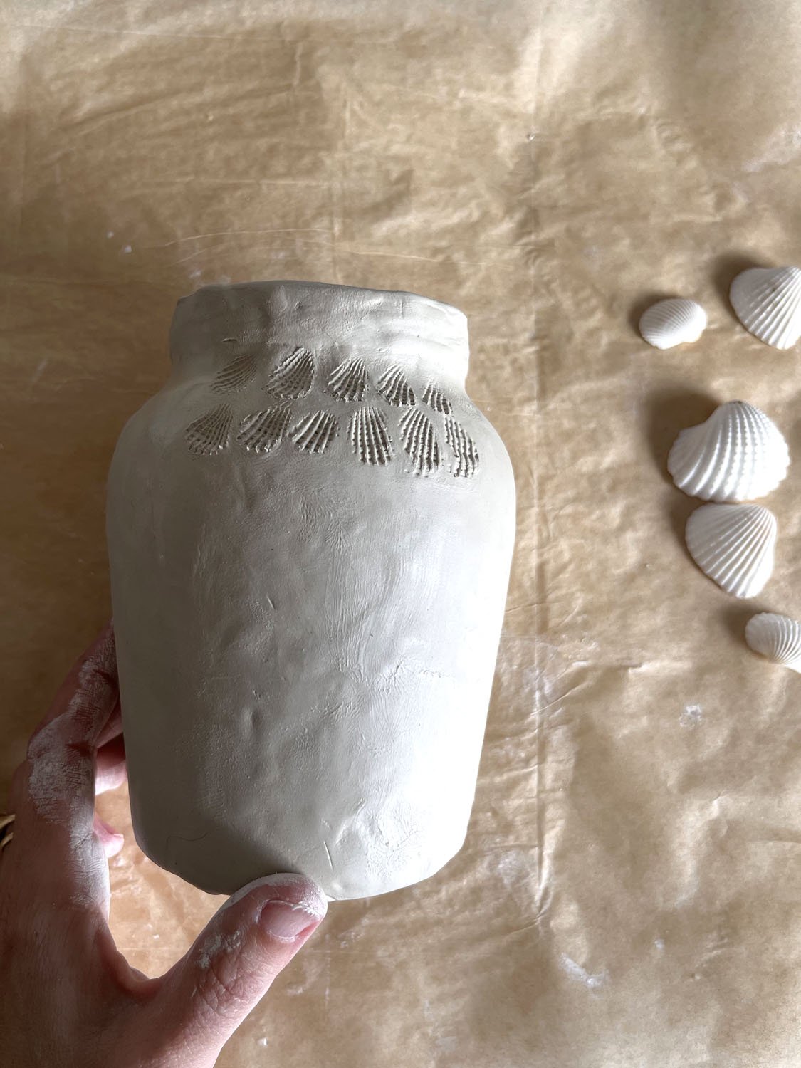 7 DIY vase coquillages.jpg