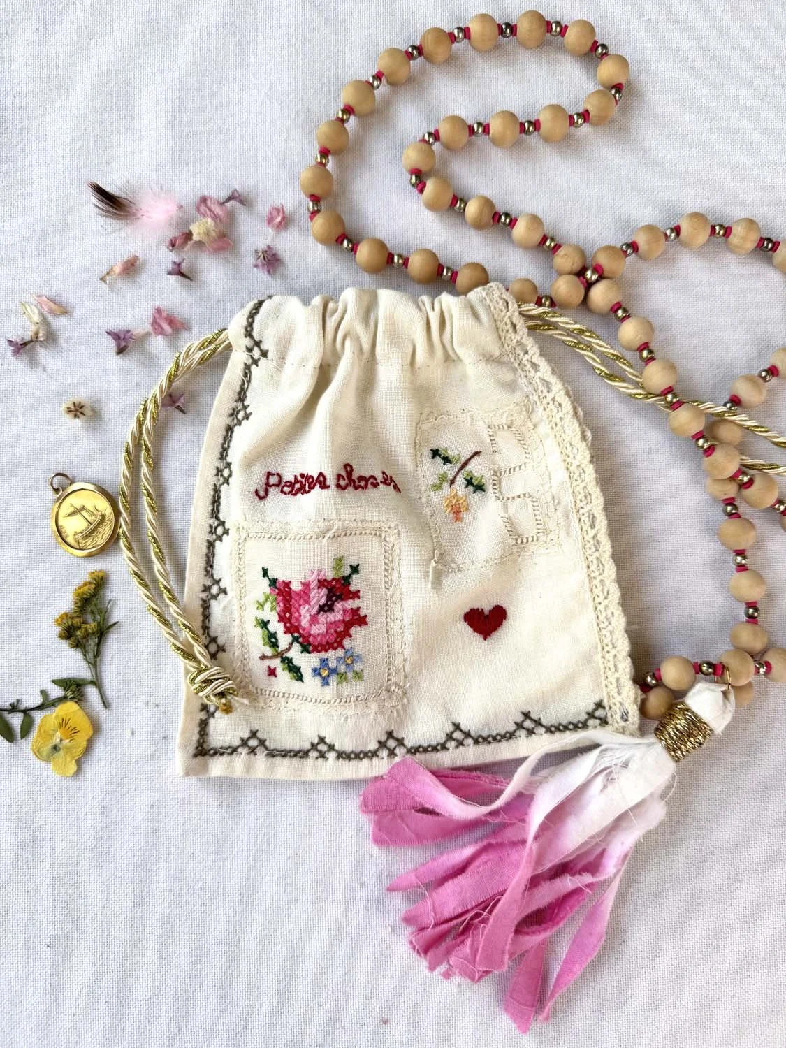 42- Pochons récup linge ancien copie.jpg