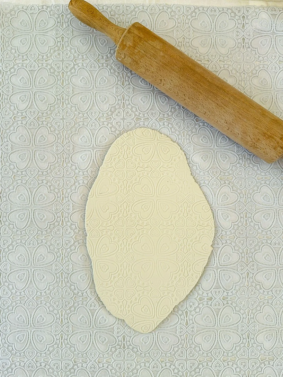 5- Cache-pot argile sans cuisson dentelle..jpg