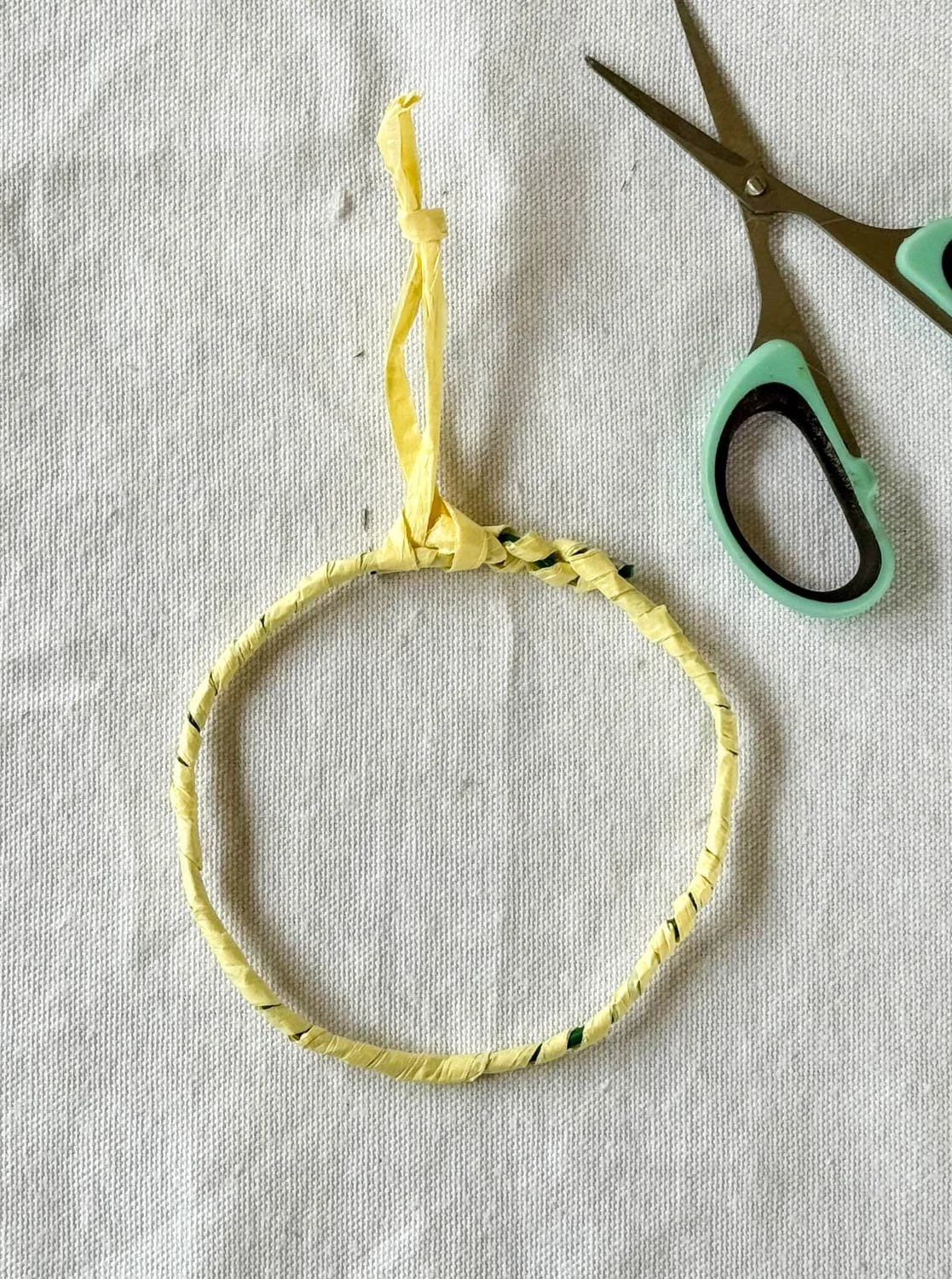 4-petites couronnes de fleurs séchées..jpg