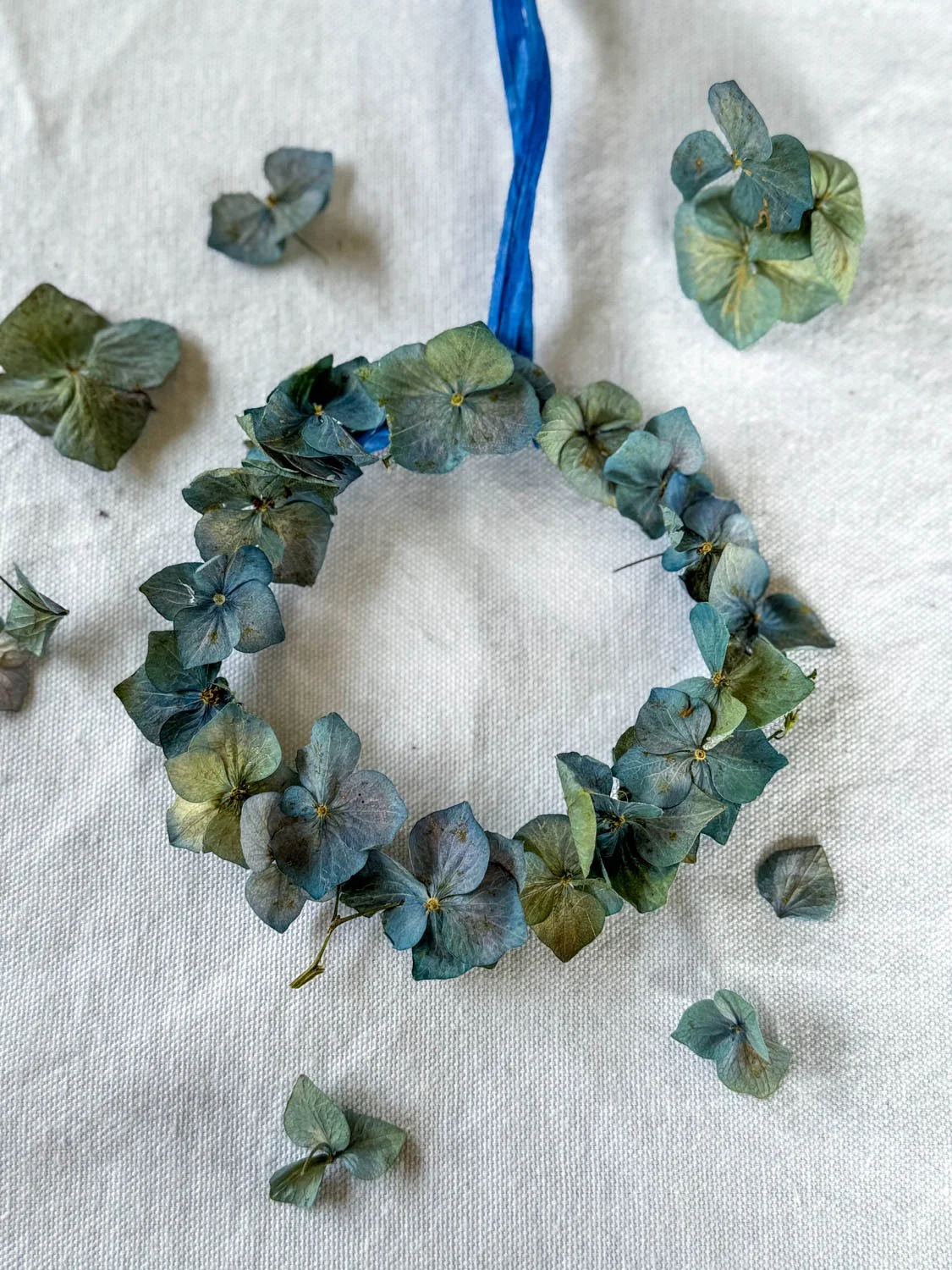 10-petites couronnes de fleurs séchées..jpg