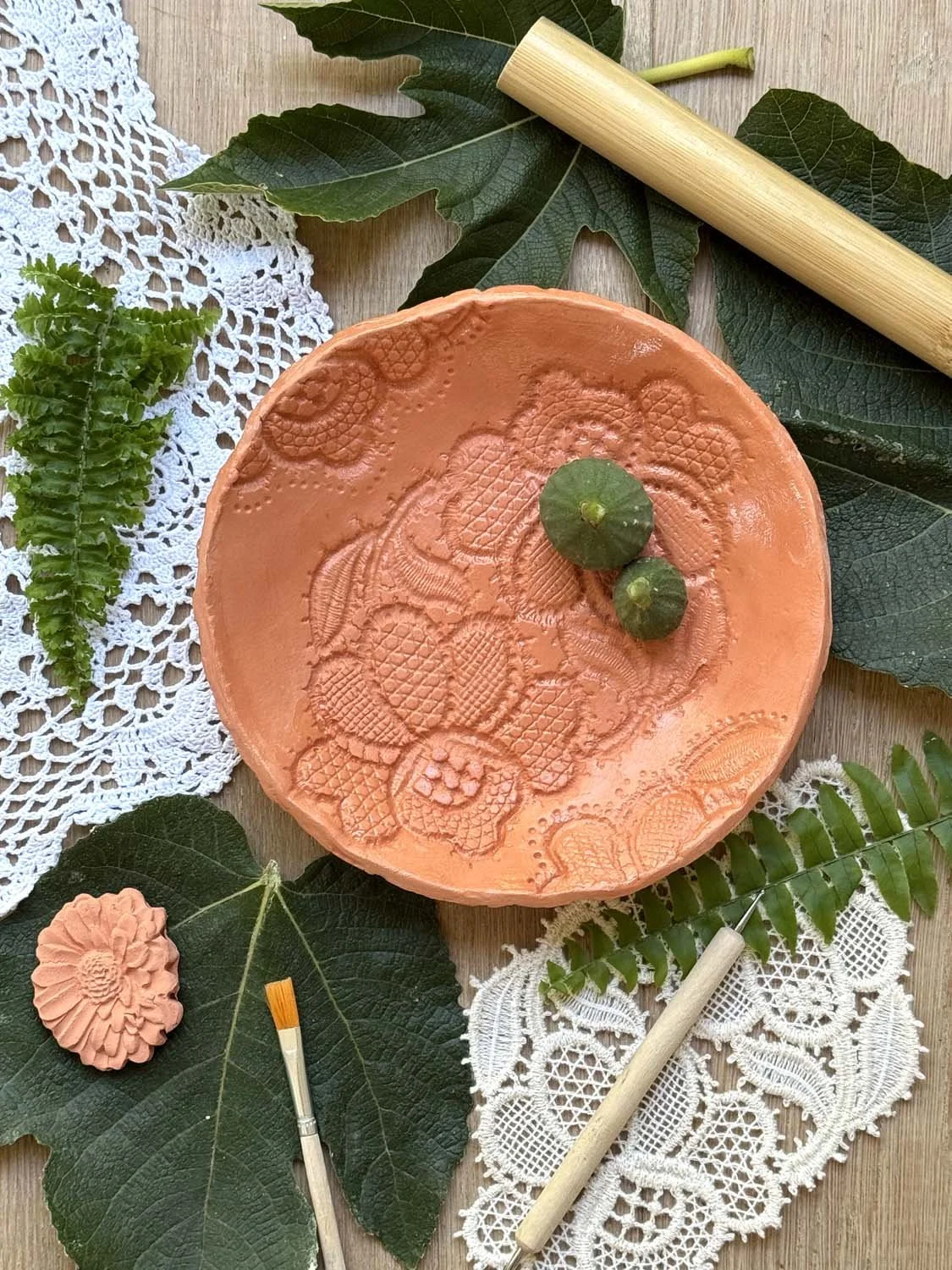 18-Grande coupelle terracotta dentelle copie.jpg