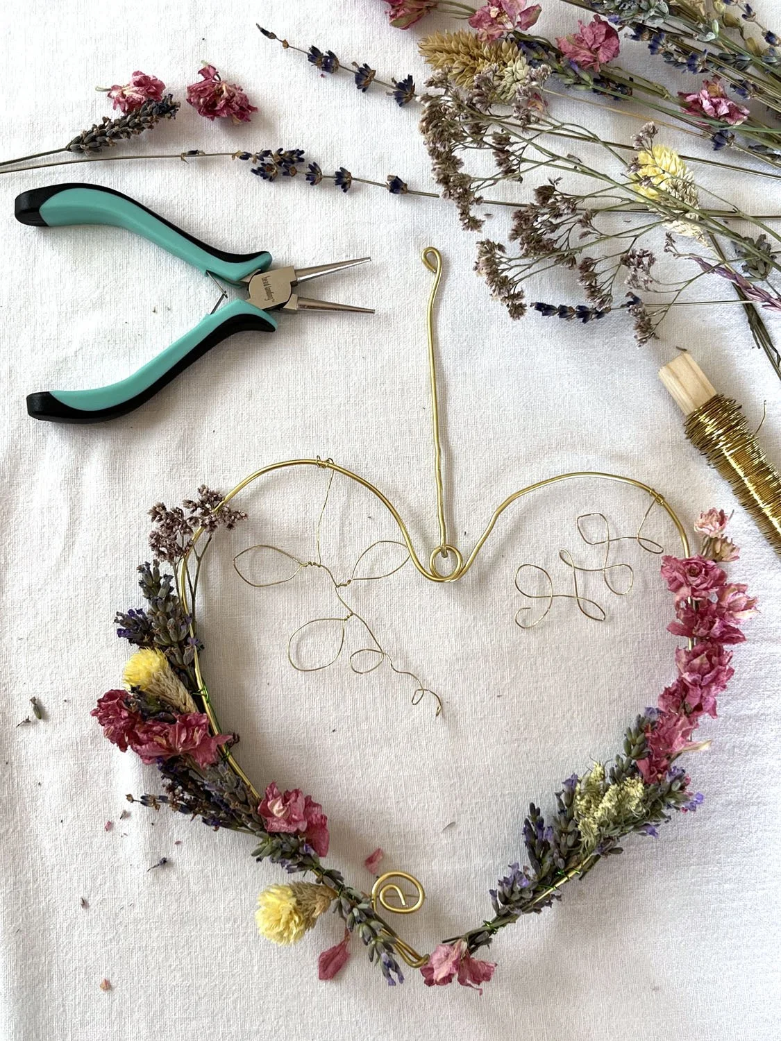 17 diy Coeur fleurs sechees-lavande copie.jpg