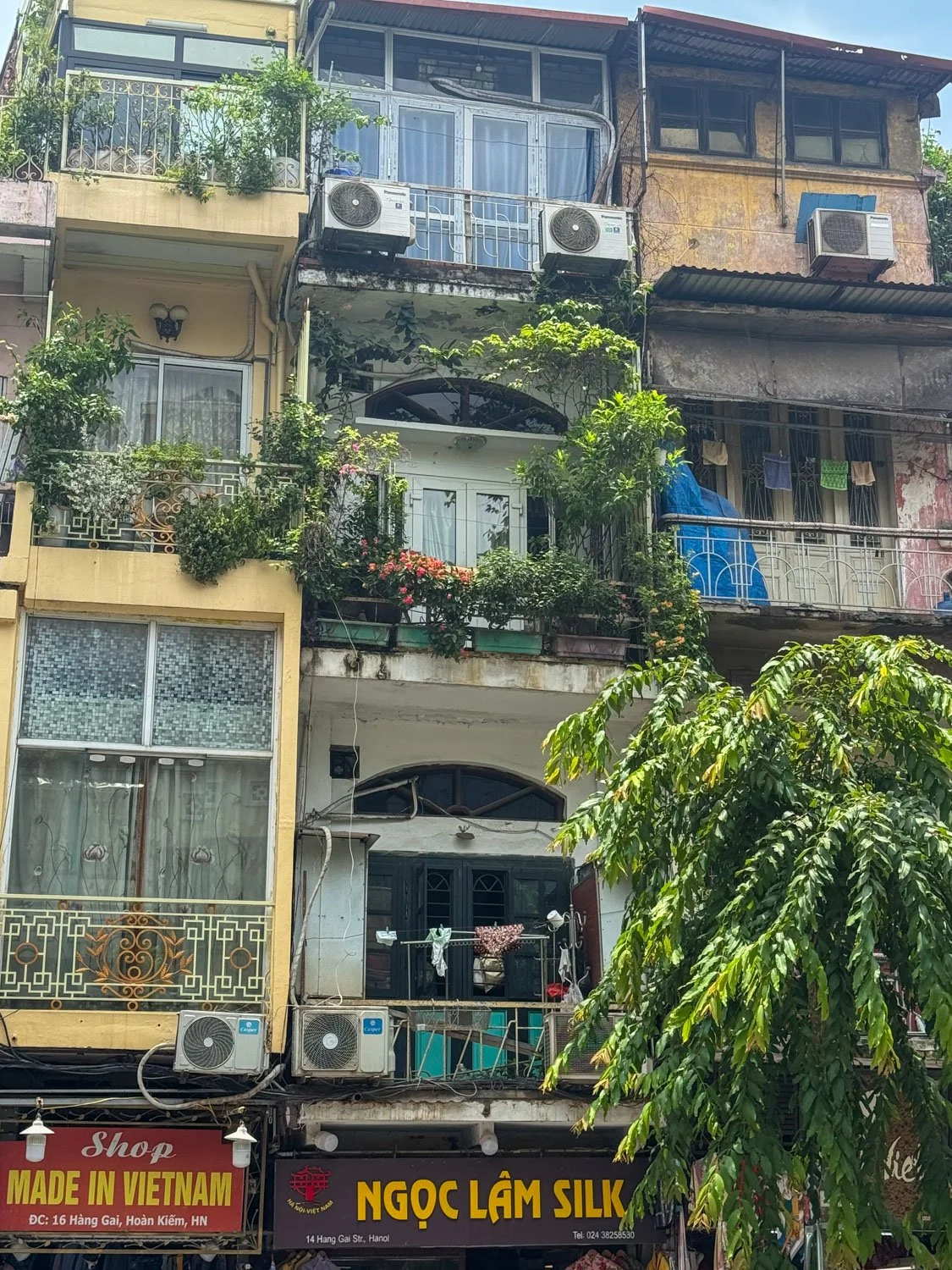 10-Hanoi-Vietnam.jpg