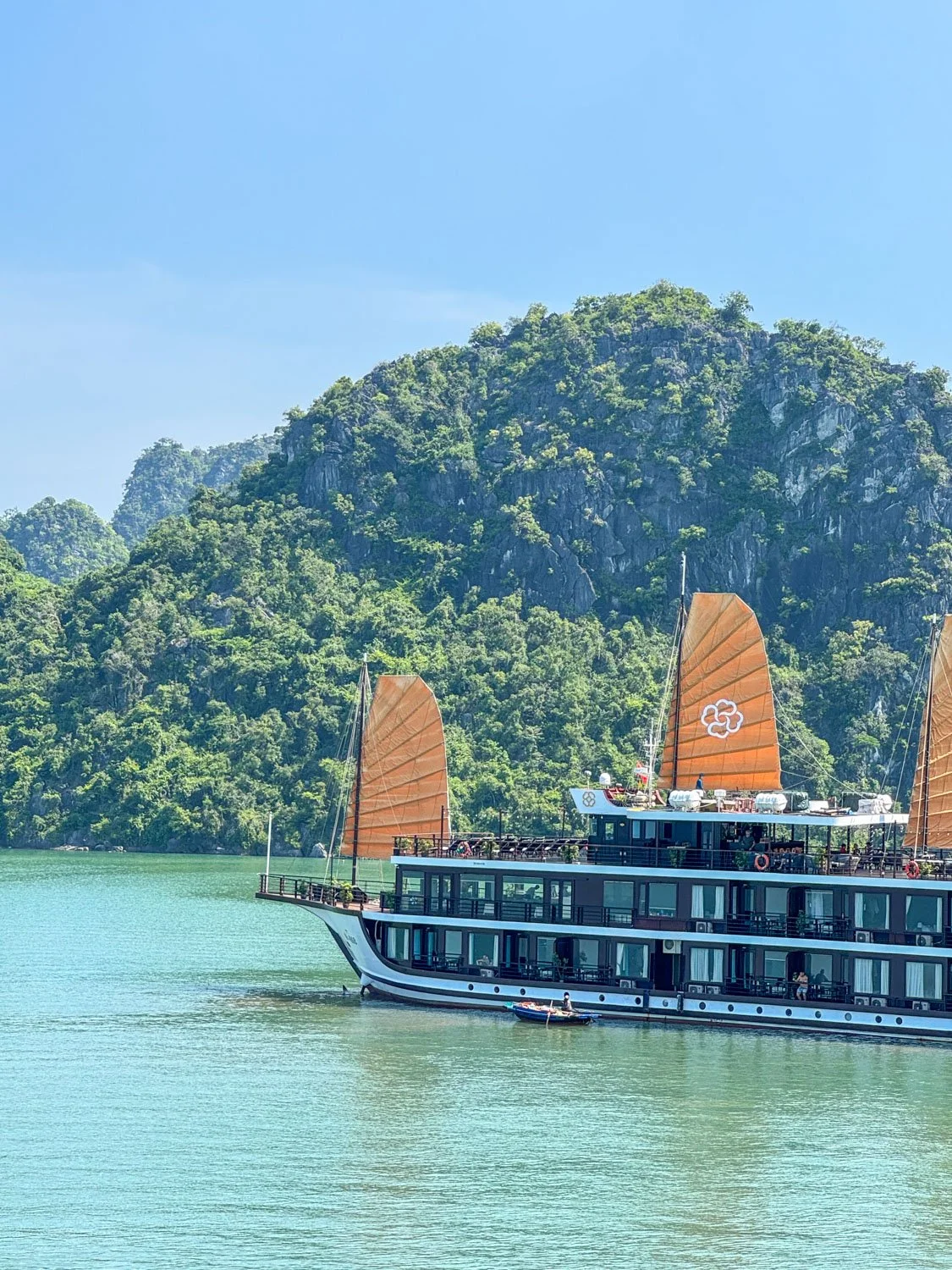 7-Baie de Hạ Long.jpg