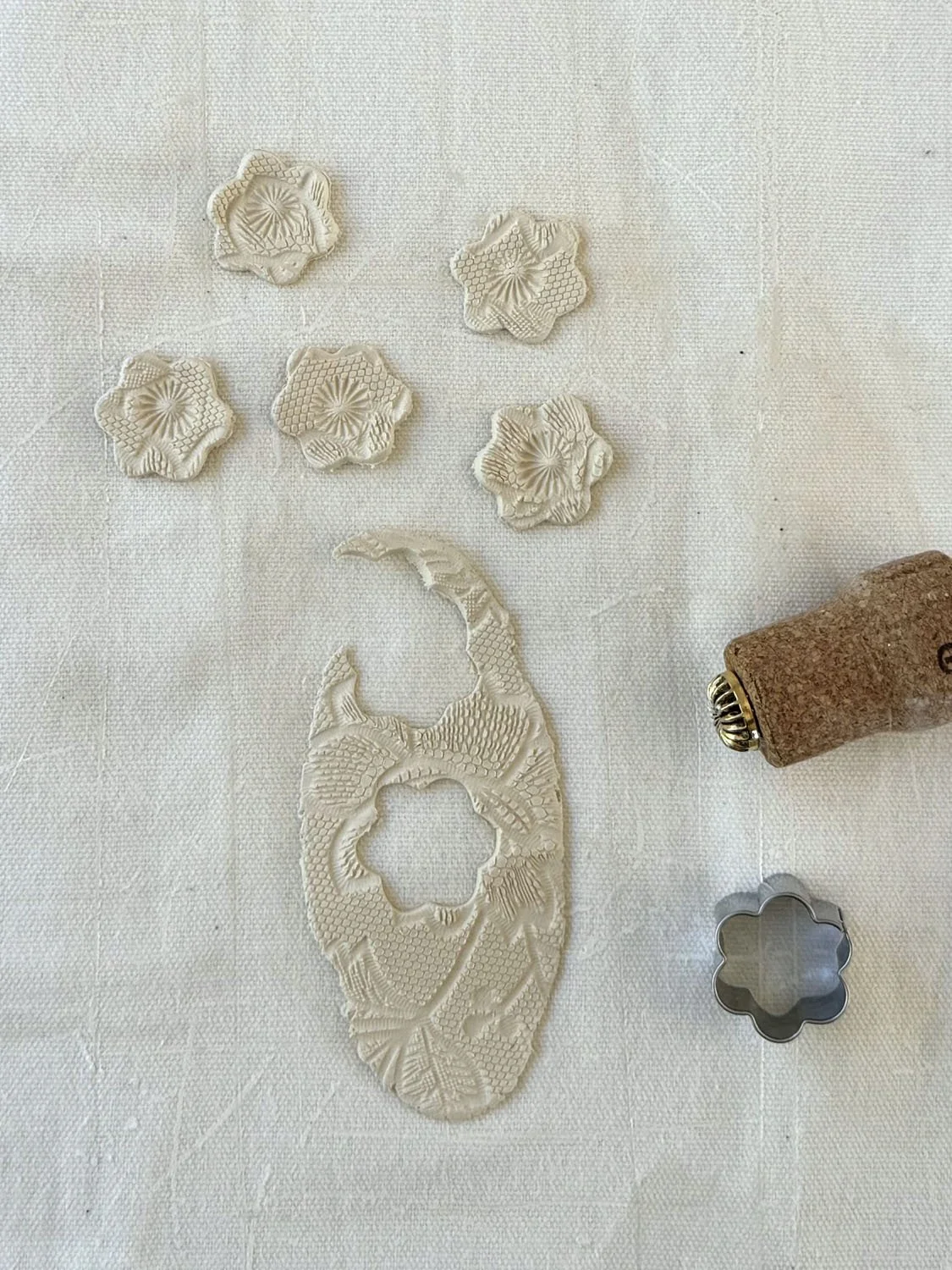 7-porte-cartes argile autodurcissante copie.jpg (copie)