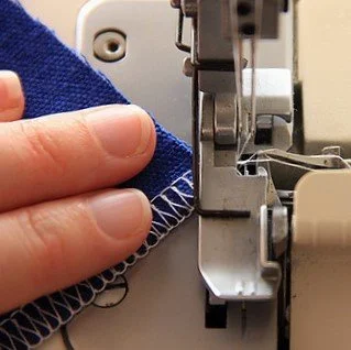 Overlocking 8350731881_7cb19fa990 (2).jpg